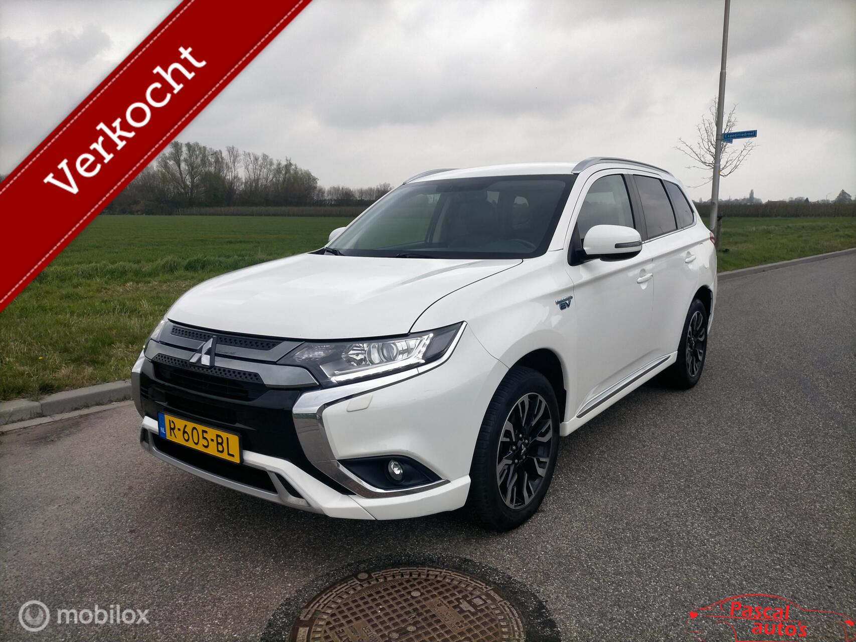 Foto van MITSUBISHI MITSUBISHI OUTLANDER