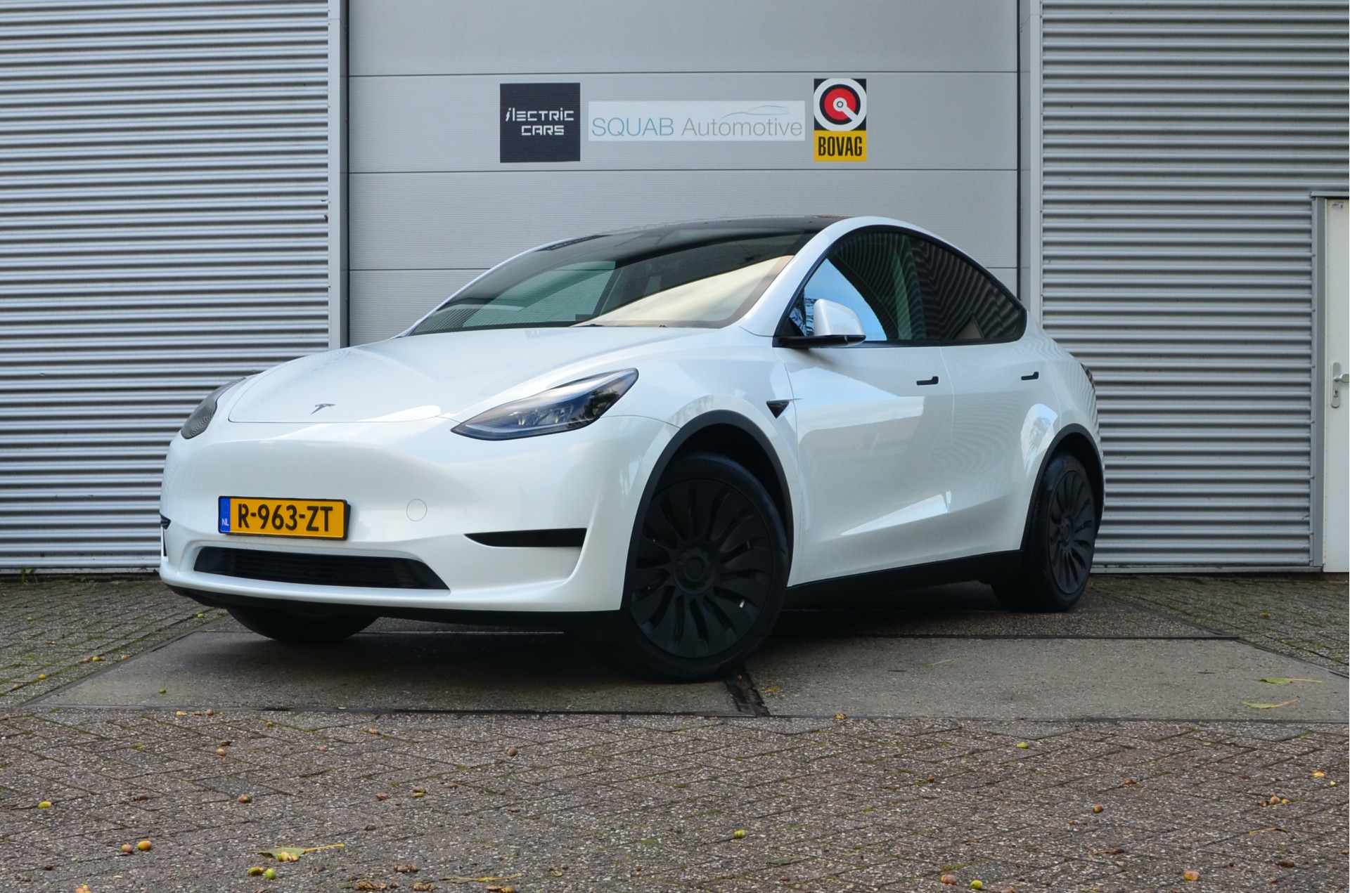 Tesla Model Y RWD 58 kWh 2022 - voorkant