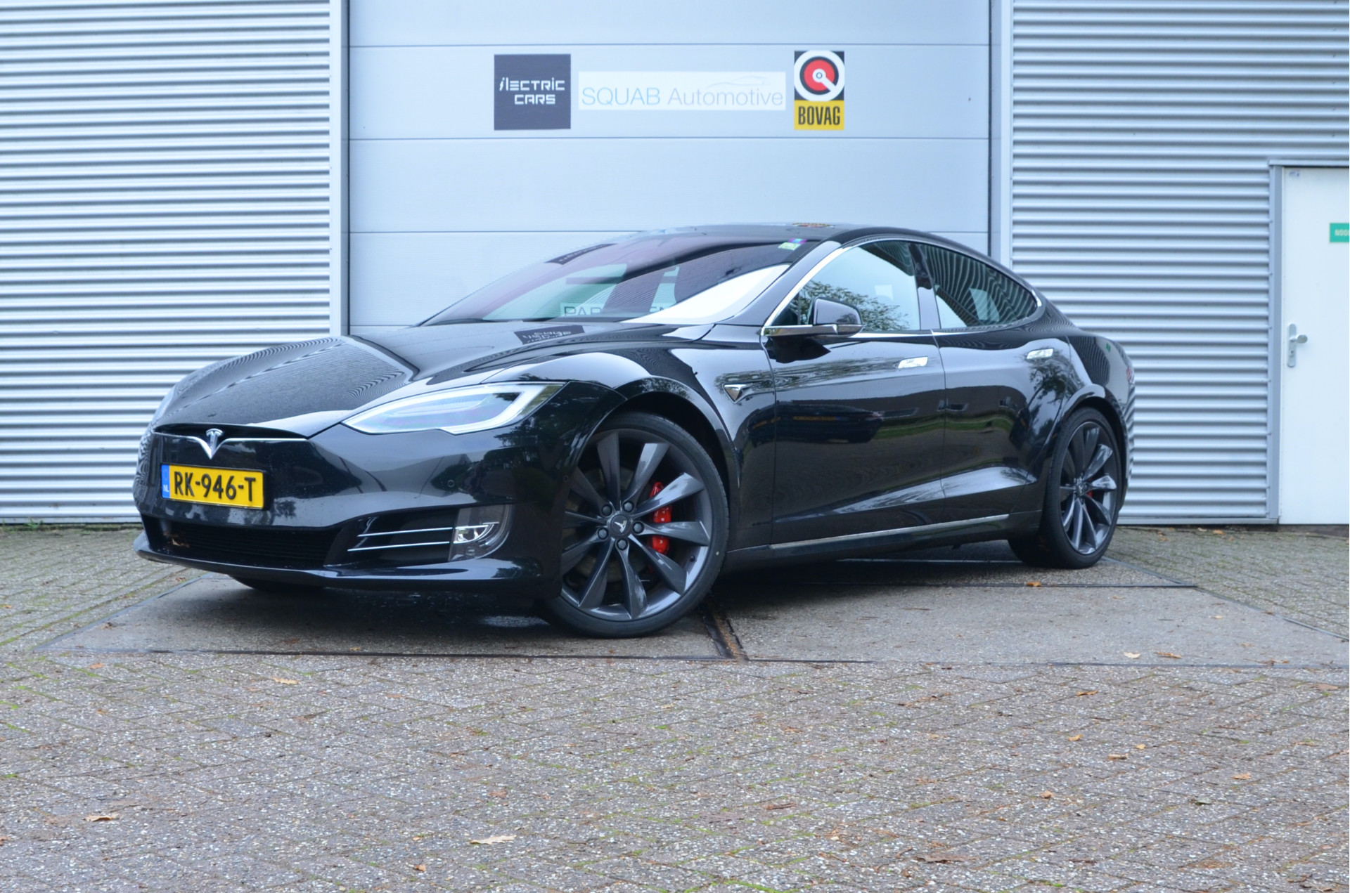 Foto van TESLA MODEL S