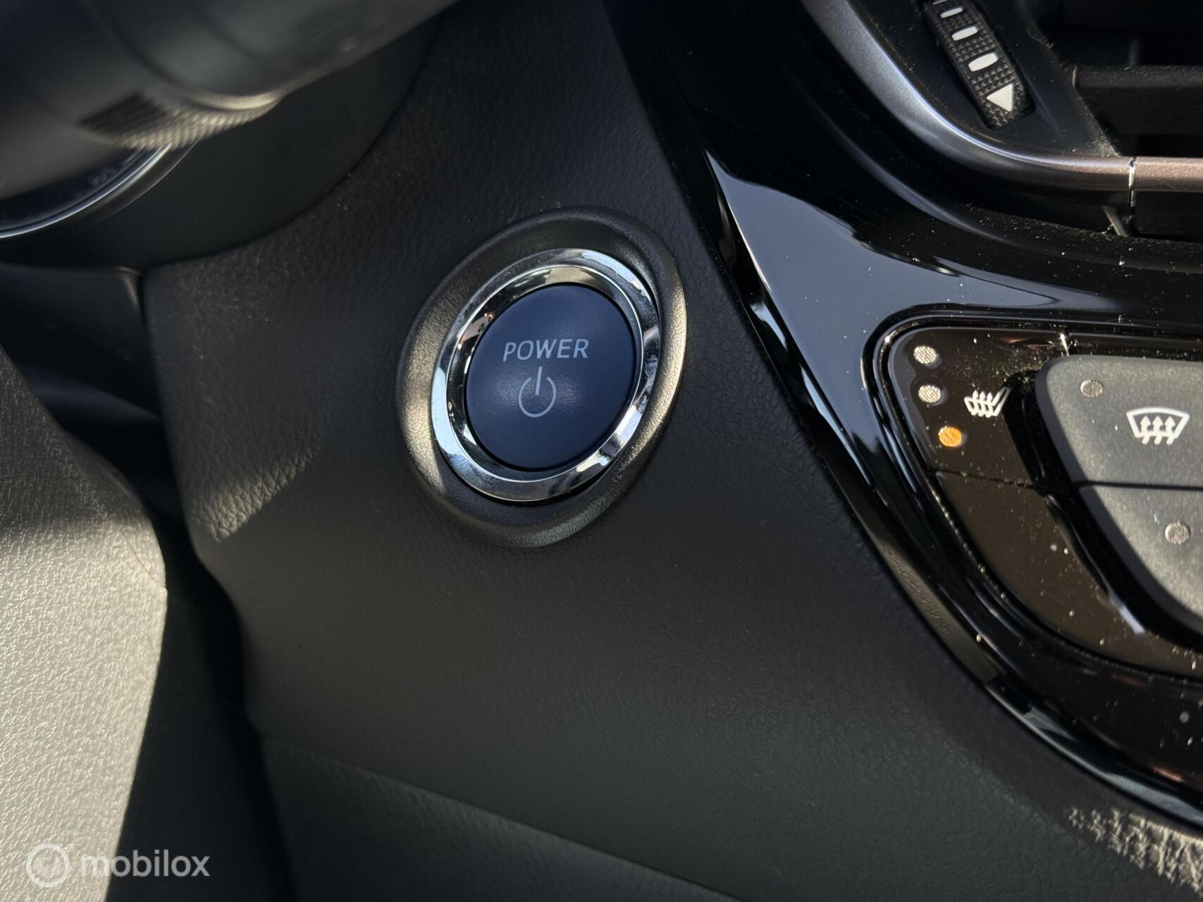 Foto van Toyota Toyota C-hr
