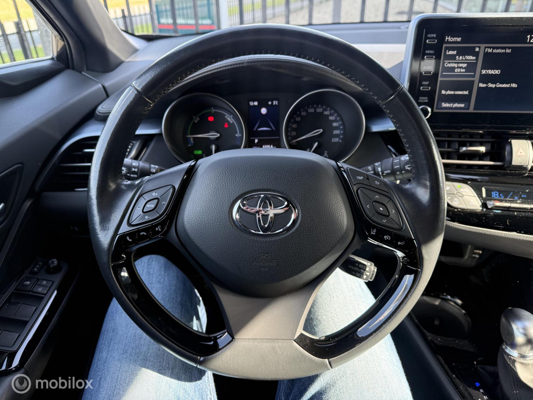 Foto van Toyota Toyota C-hr