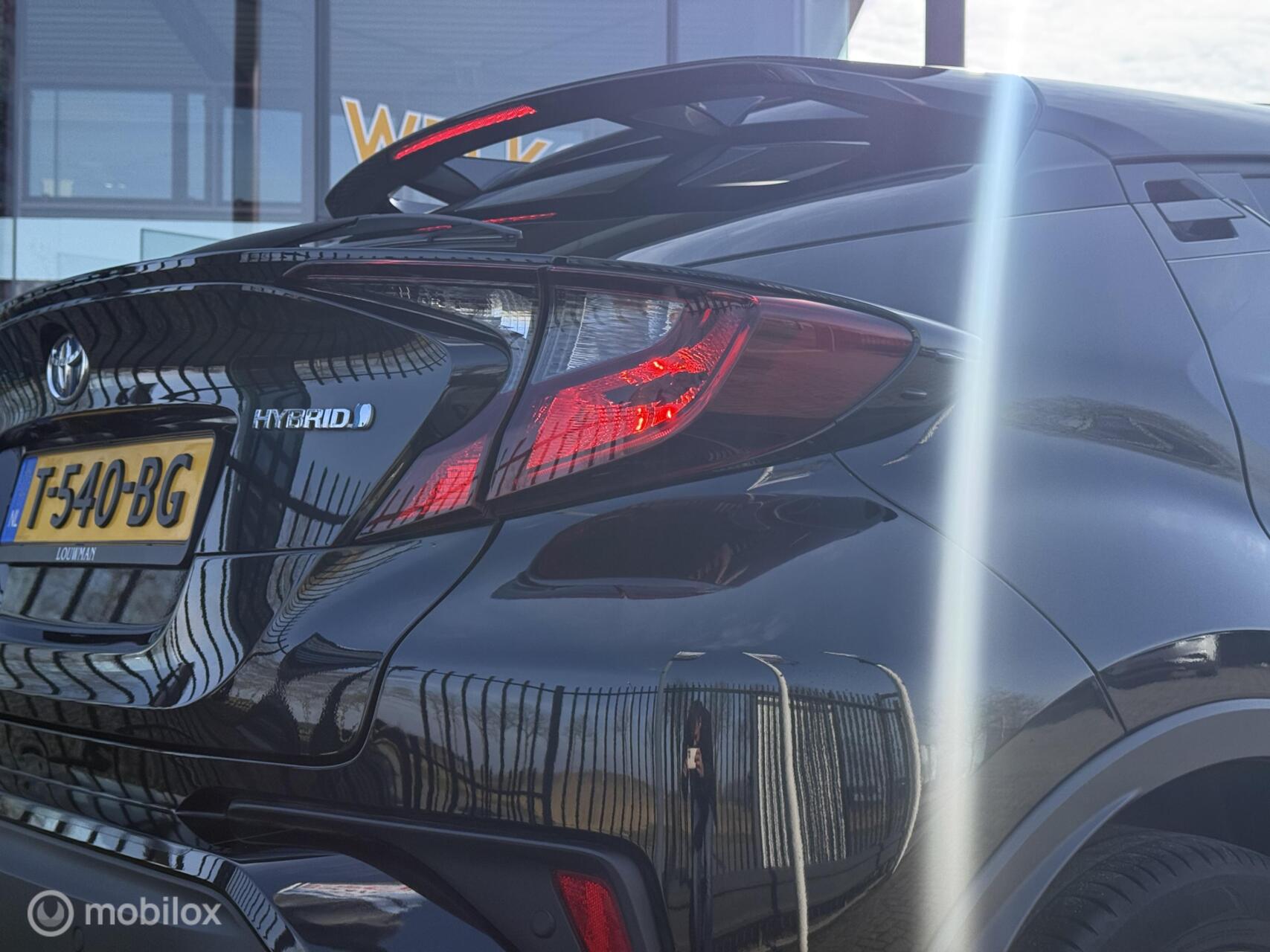 Foto van Toyota Toyota C-hr