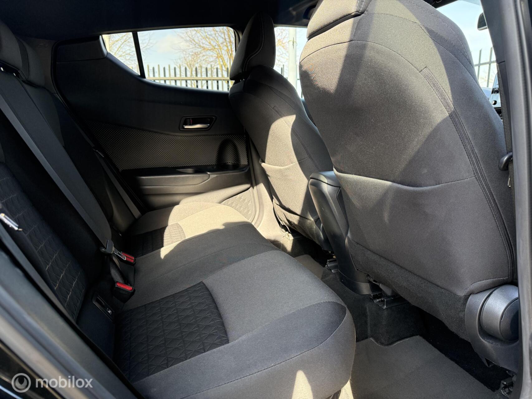 Foto van Toyota Toyota C-hr