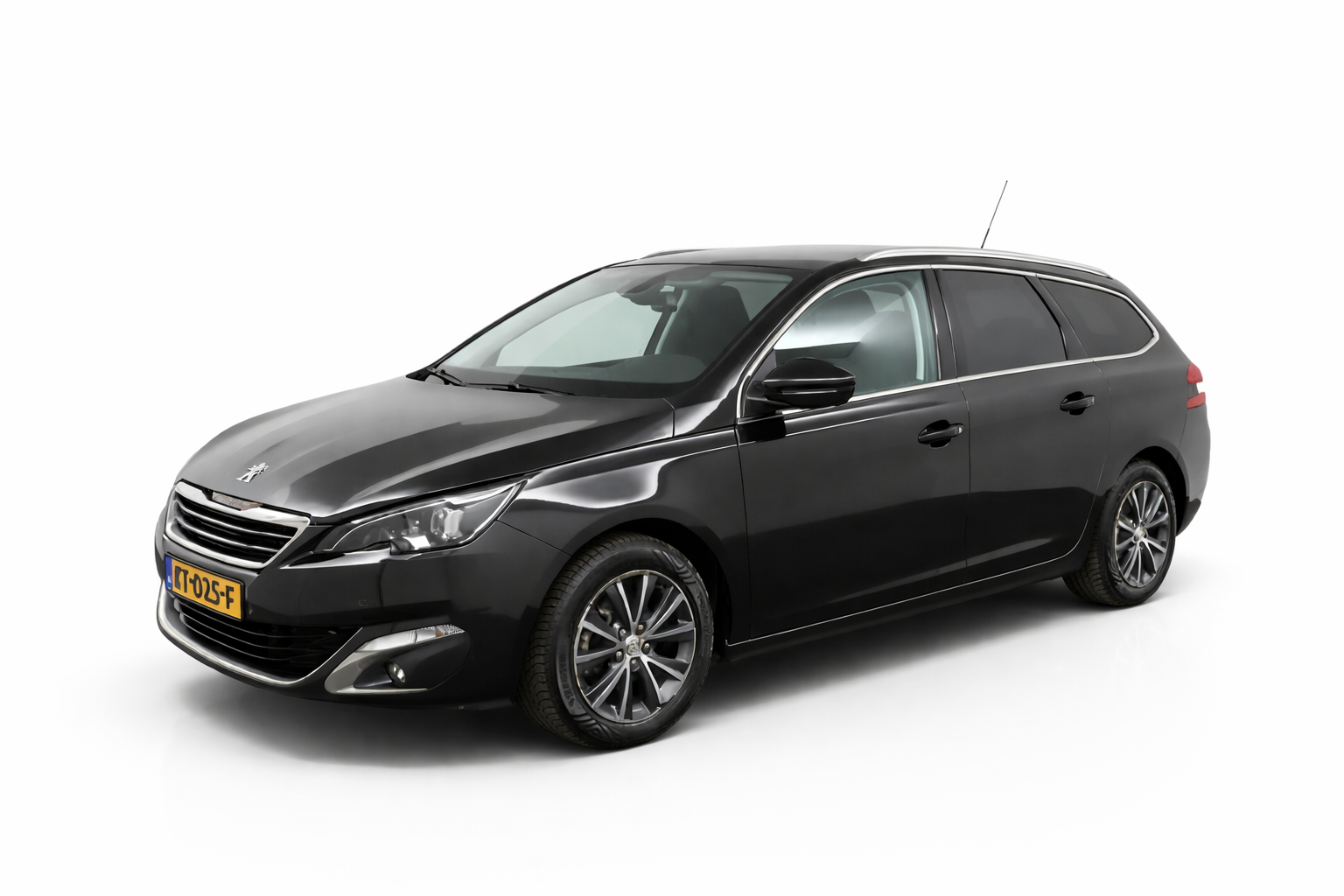Peugeot 308 1.2 Allure Automaat Trekhaak Cruise Airco 2016 - voorkant