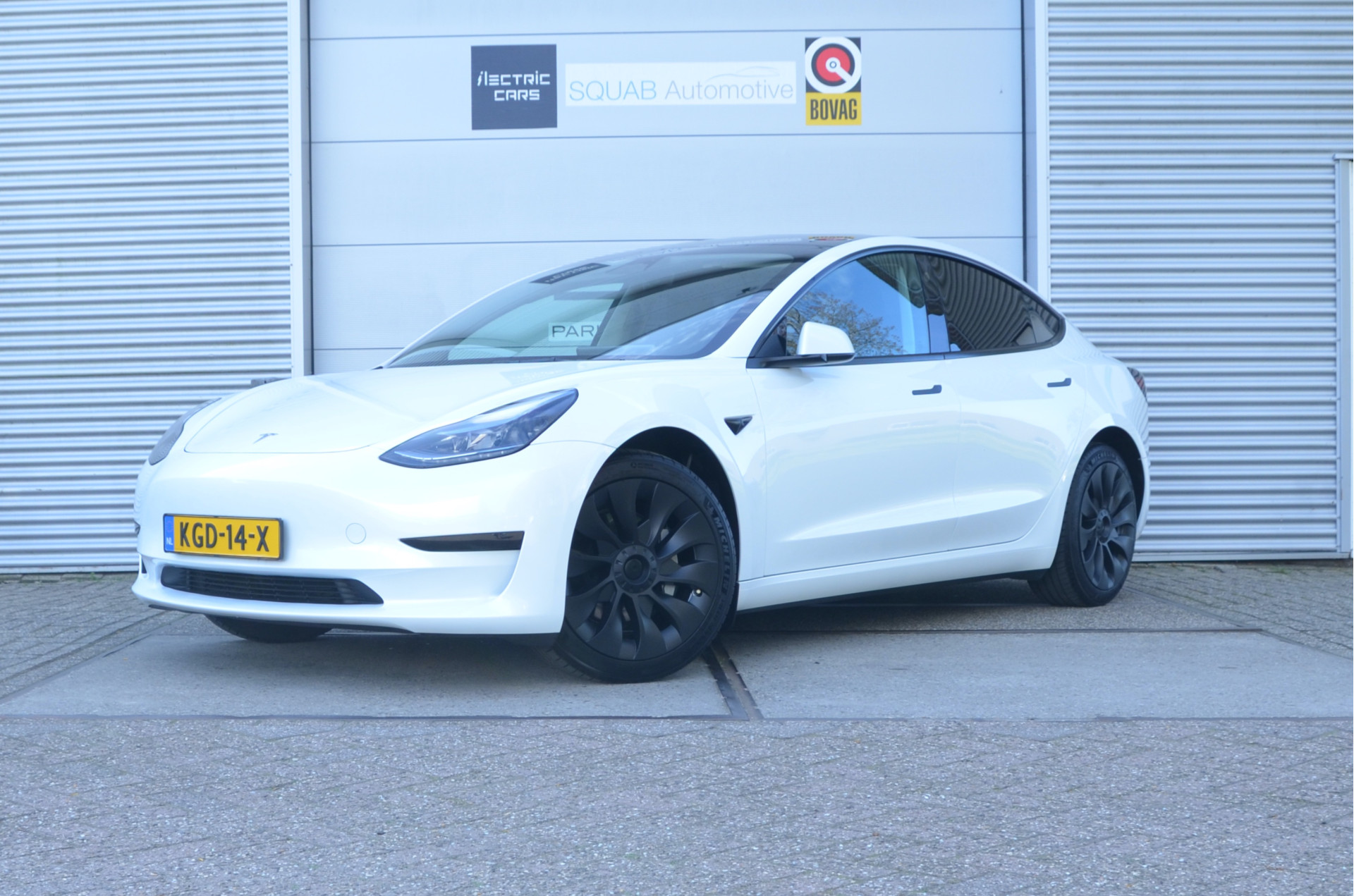 Tesla Model 3 Standard RWD Plus 60 kWh 2023 - voorkant