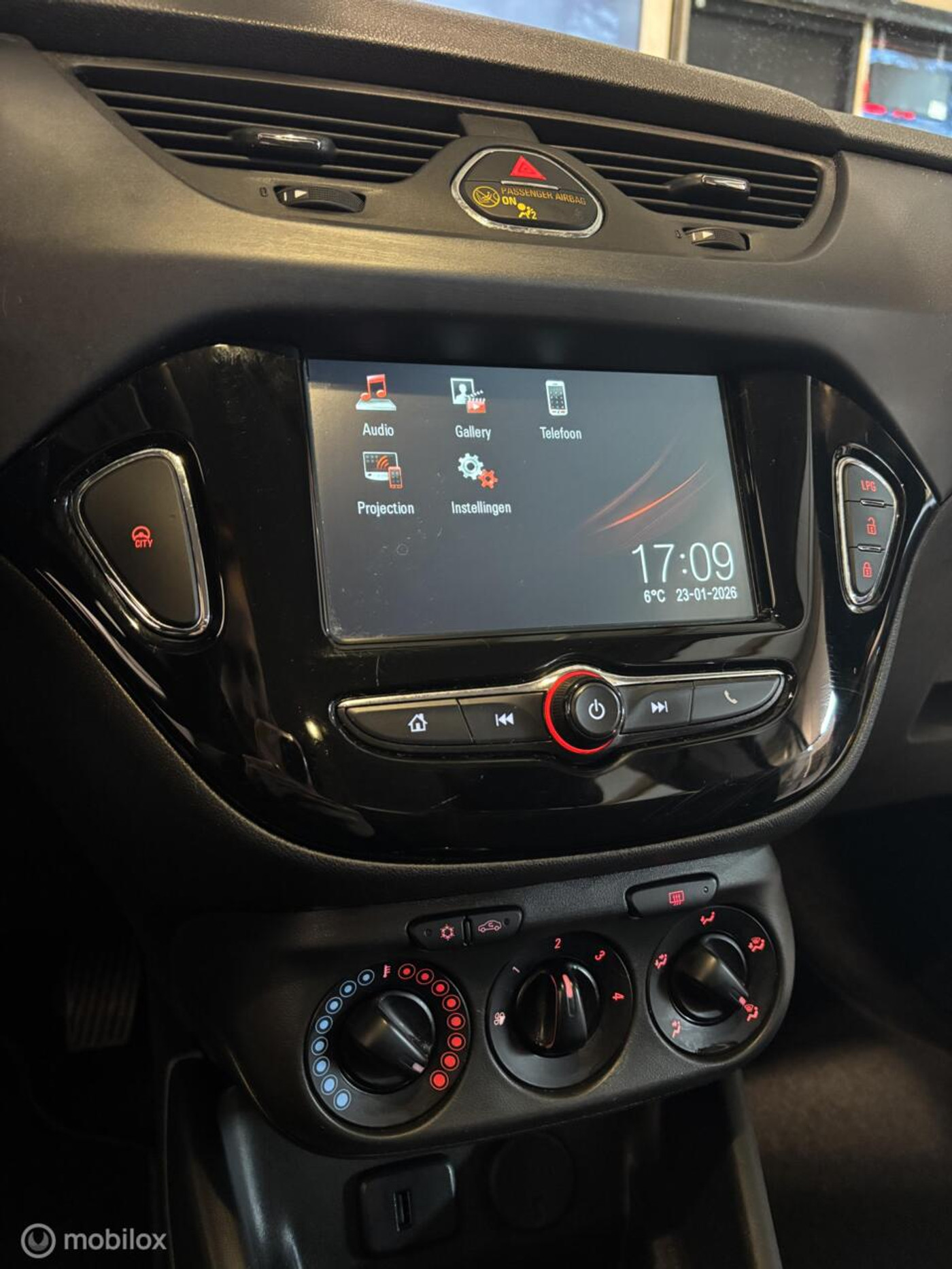 Foto van Opel Corsa-e