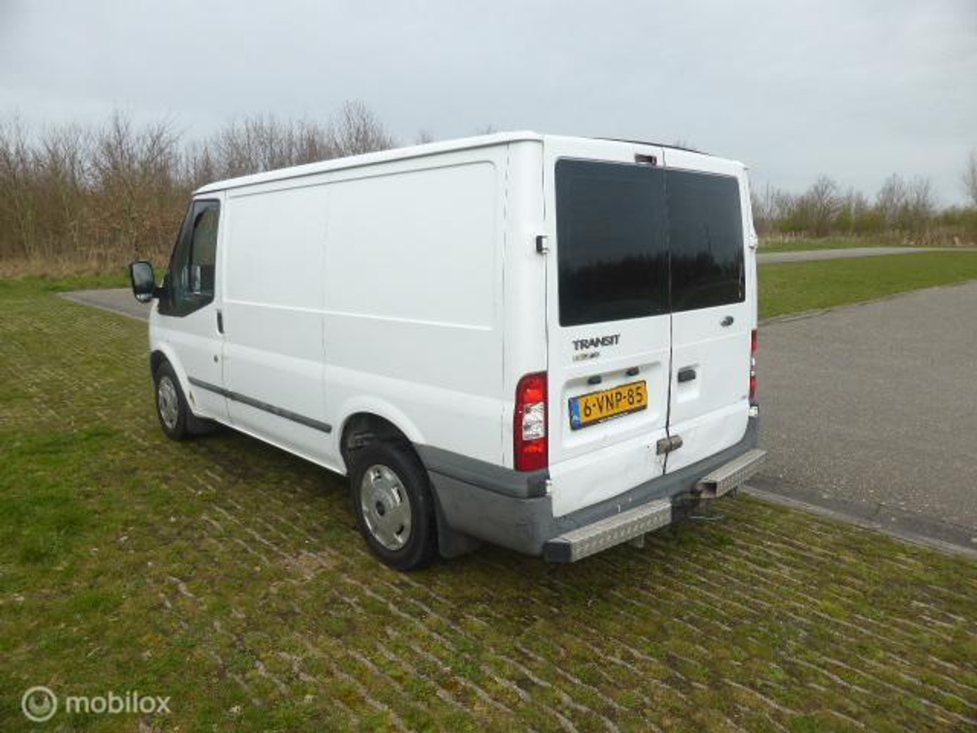 Foto van Ford Transit 260s Van 85dpf LR 4.23