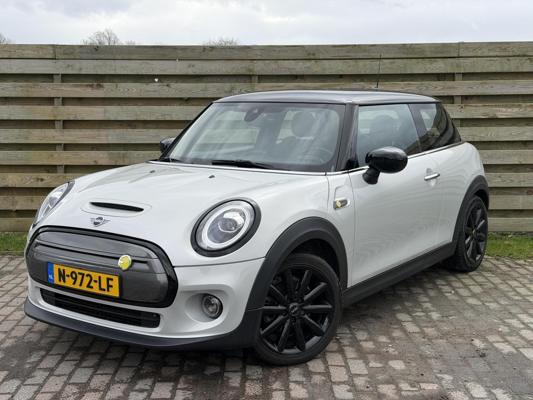 Foto van MINI COOPER SE