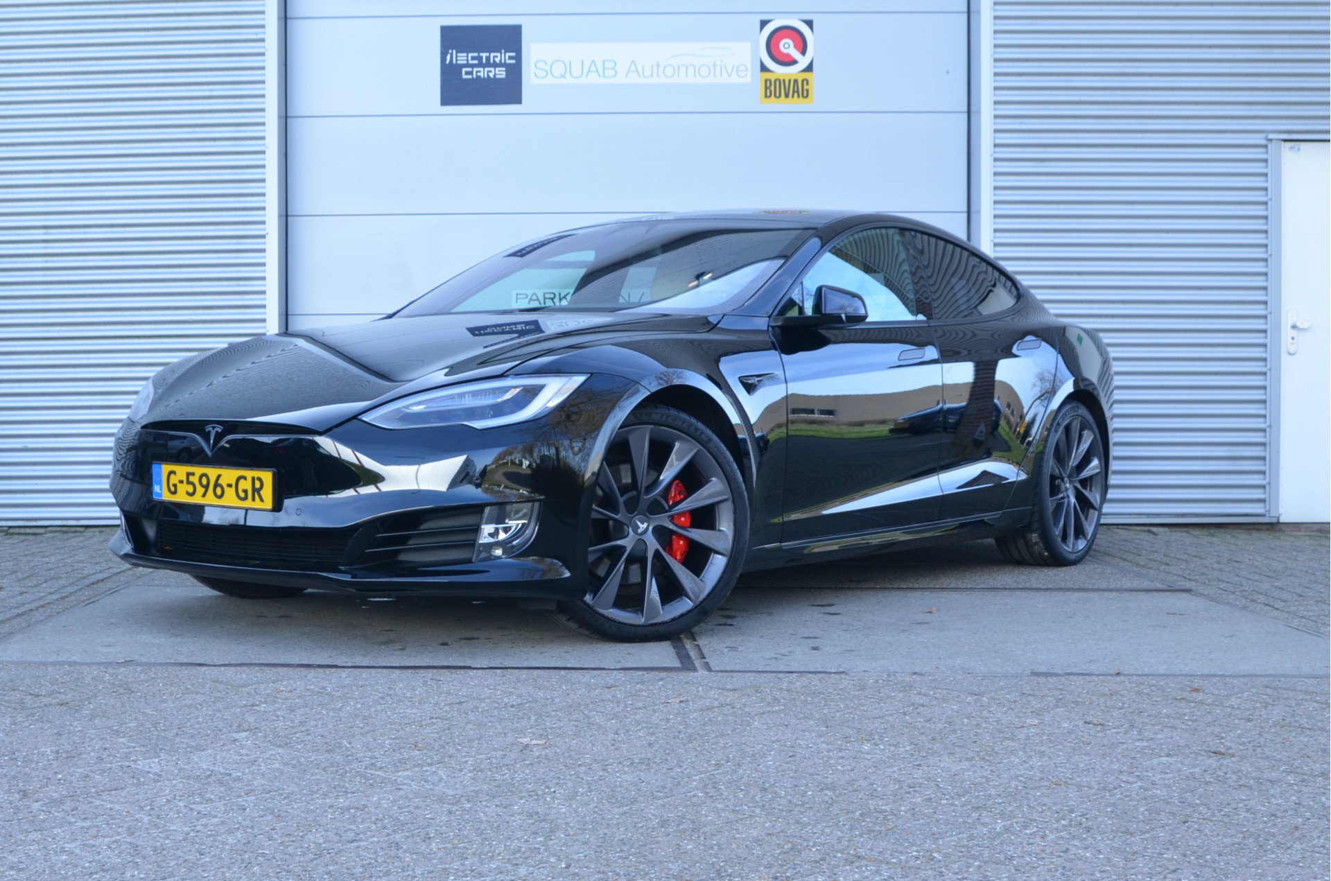 Foto van TESLA MODEL S