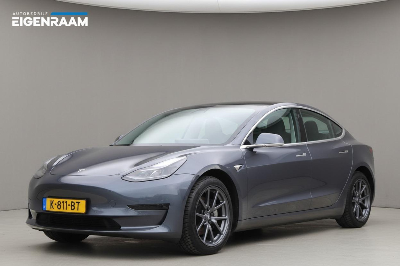 Tesla Model 3 Standard RWD Plus 60 kWh 2020 - voorkant