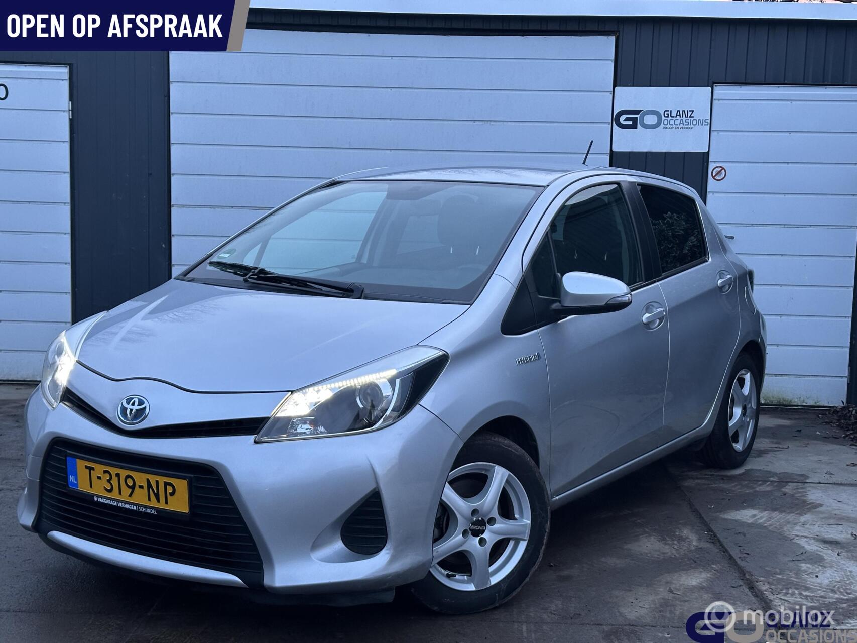 Toyota Toyota Yaris Hybrid 1.5 Full Hybrid Aspiration 2012 - voorkant