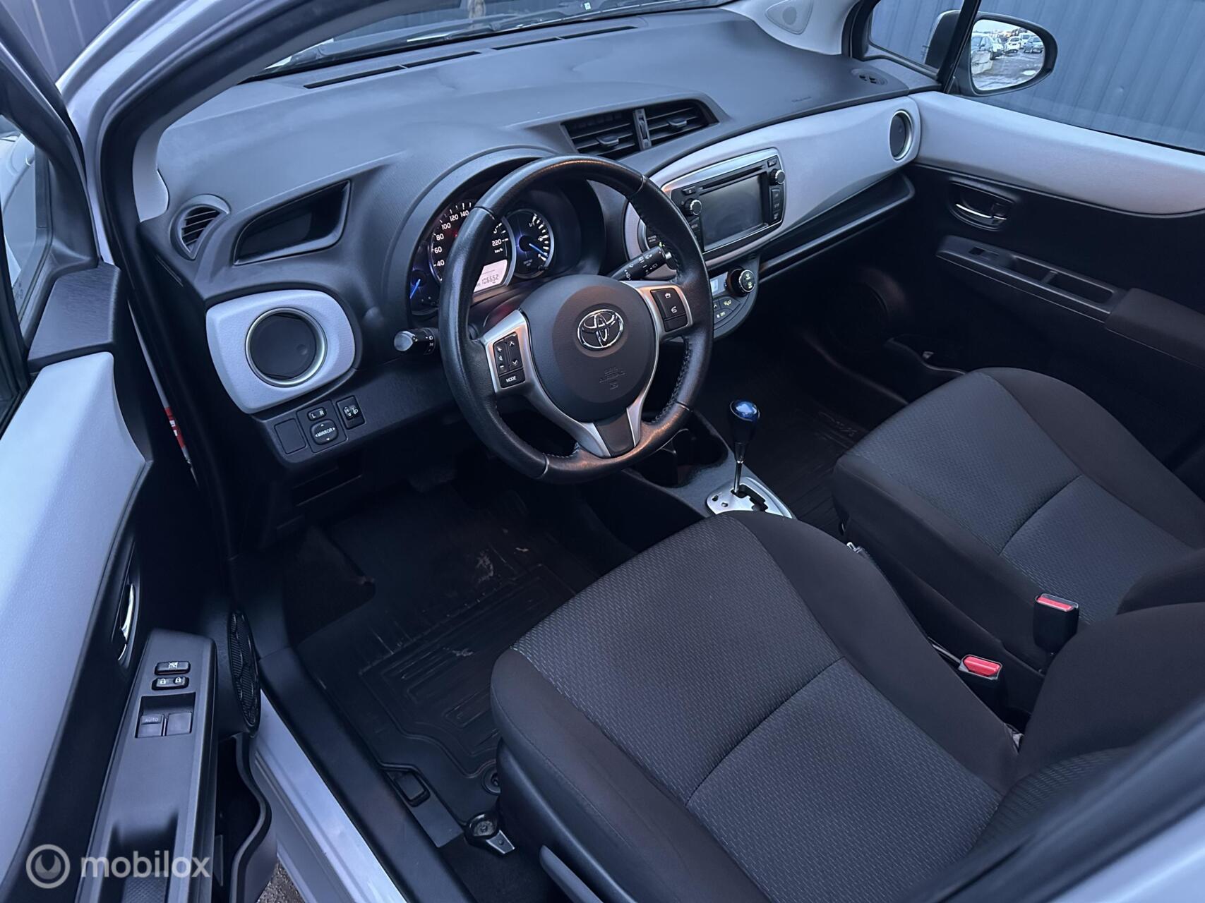 Foto van Toyota Toyota Yaris Hybrid