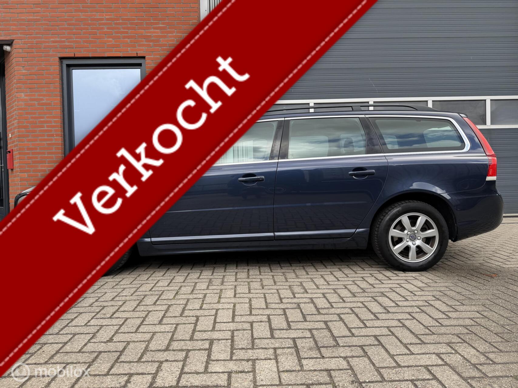 Volvo V70 2.0 T5 245pk Geartronic 8-traps  Nordic+ - leder 2015 - voorkant