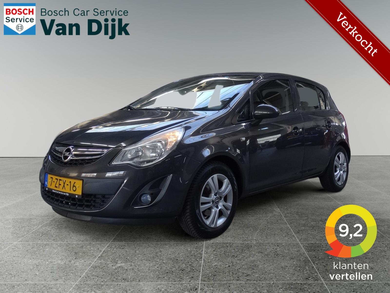 Opel Corsa 1.2-16V Design Edition 5-deurs / Airco / Cruise 2013 - voorkant