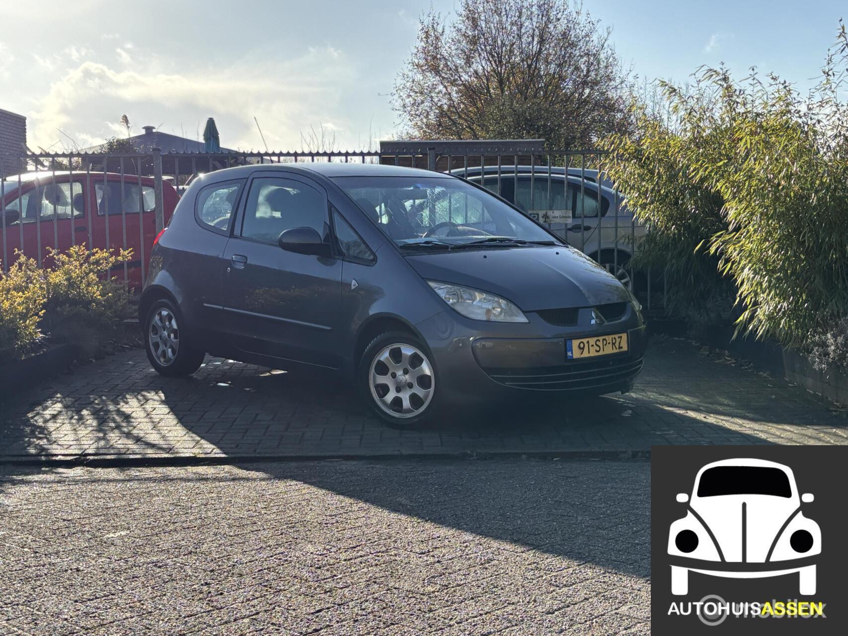 Foto van MITSUBISHI MITSUBISHI COLT