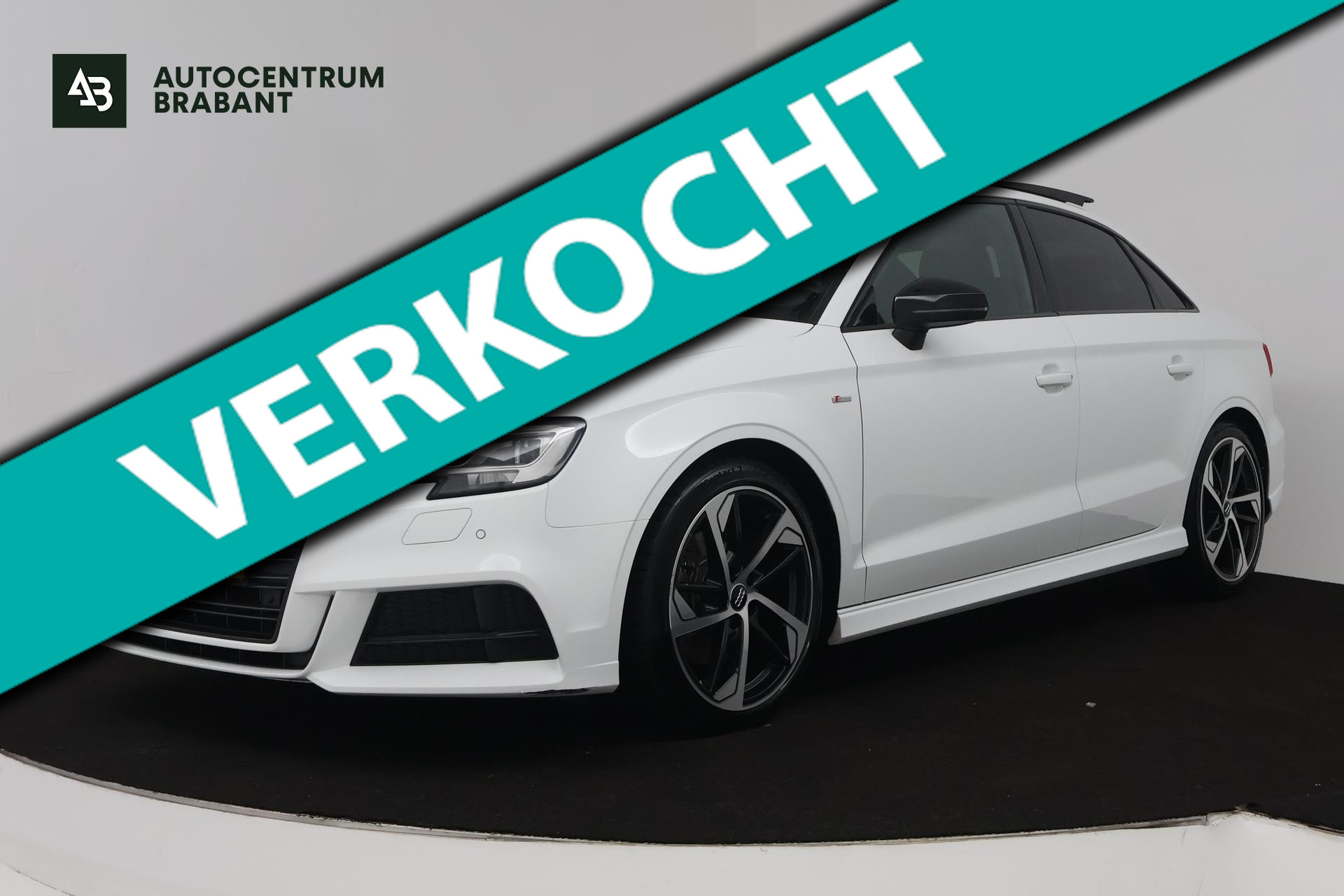 Audi A3 Limousine 40 TFSI Sport Lease Edition (PANORAMADAK, DIGITALE COCKPIT, STOELVERWARMING, AUTOMAAT, PARKEERSENSOREN) 2020 - voorkant