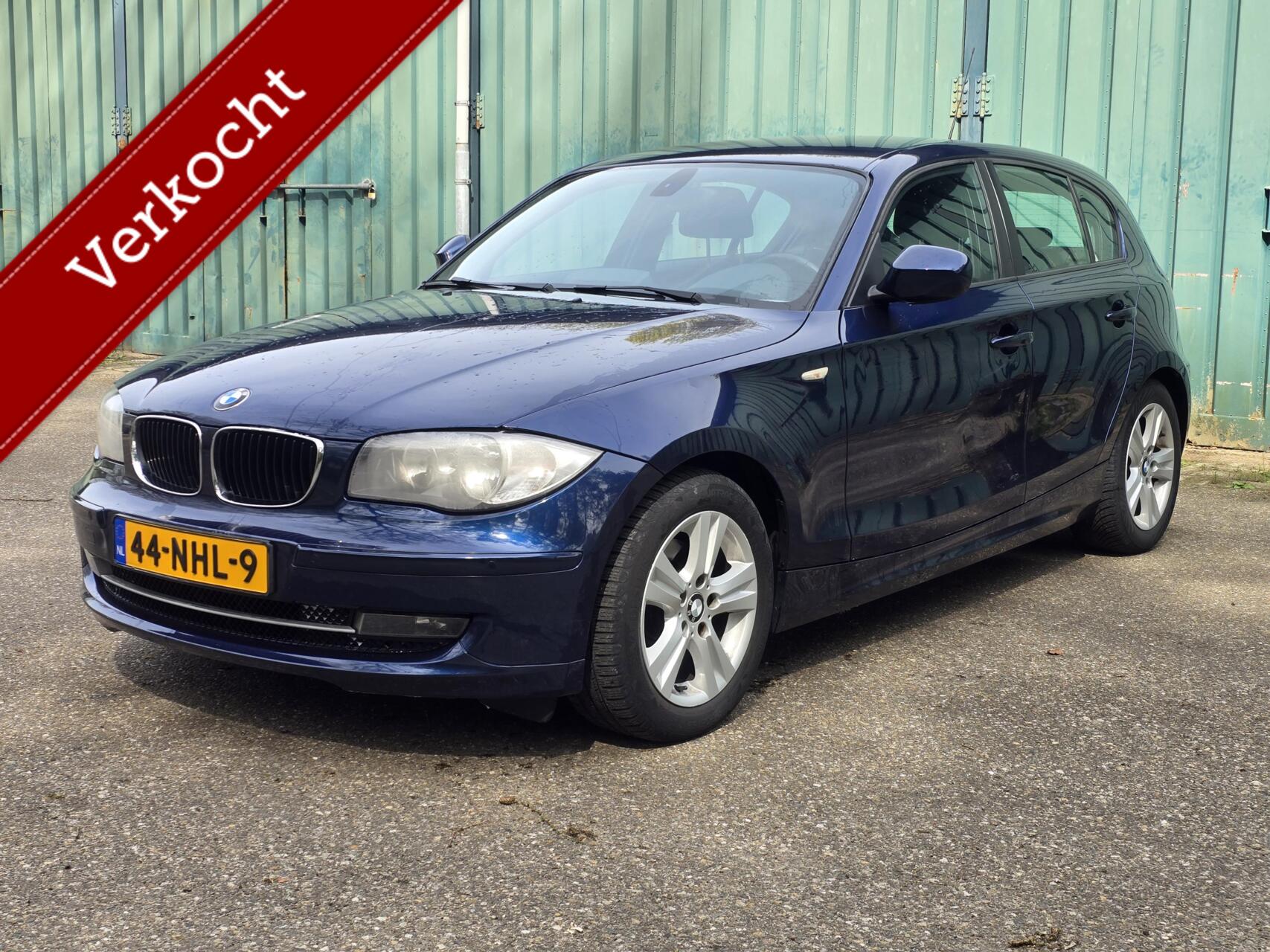 BMW 1er Reihe 118i Business Line | NAVI | Psensor 2010 - voorkant