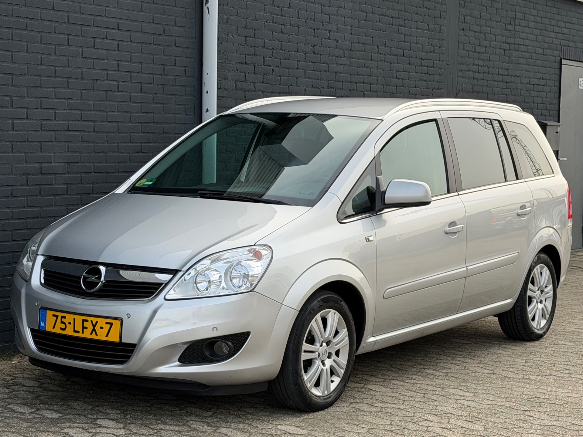 Foto van Opel Zafira