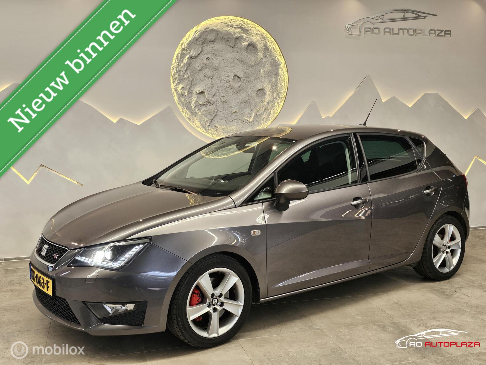Seat Ibiza 1.0 EcoTSI FR Connect DSG/CARPLAY/STOELVERWARMING/PDC/XENON/NAP 2016 - voorkant
