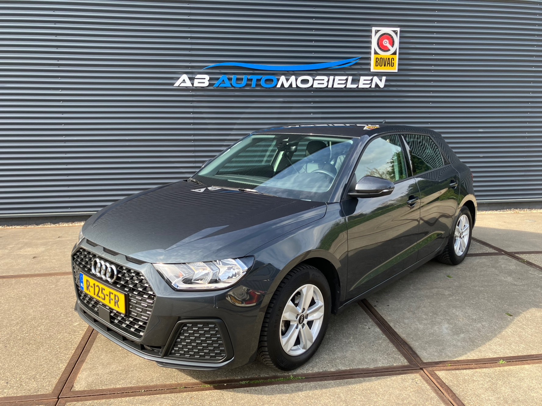 Audi A1 25 TFSI Pro Line AUTOMAAT/ PARKEERSENSOREN 2022 - voorkant