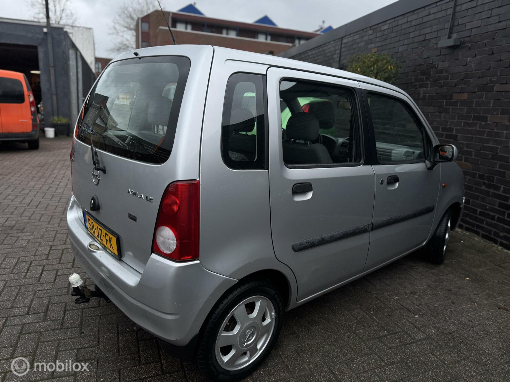 Foto van Opel Agila