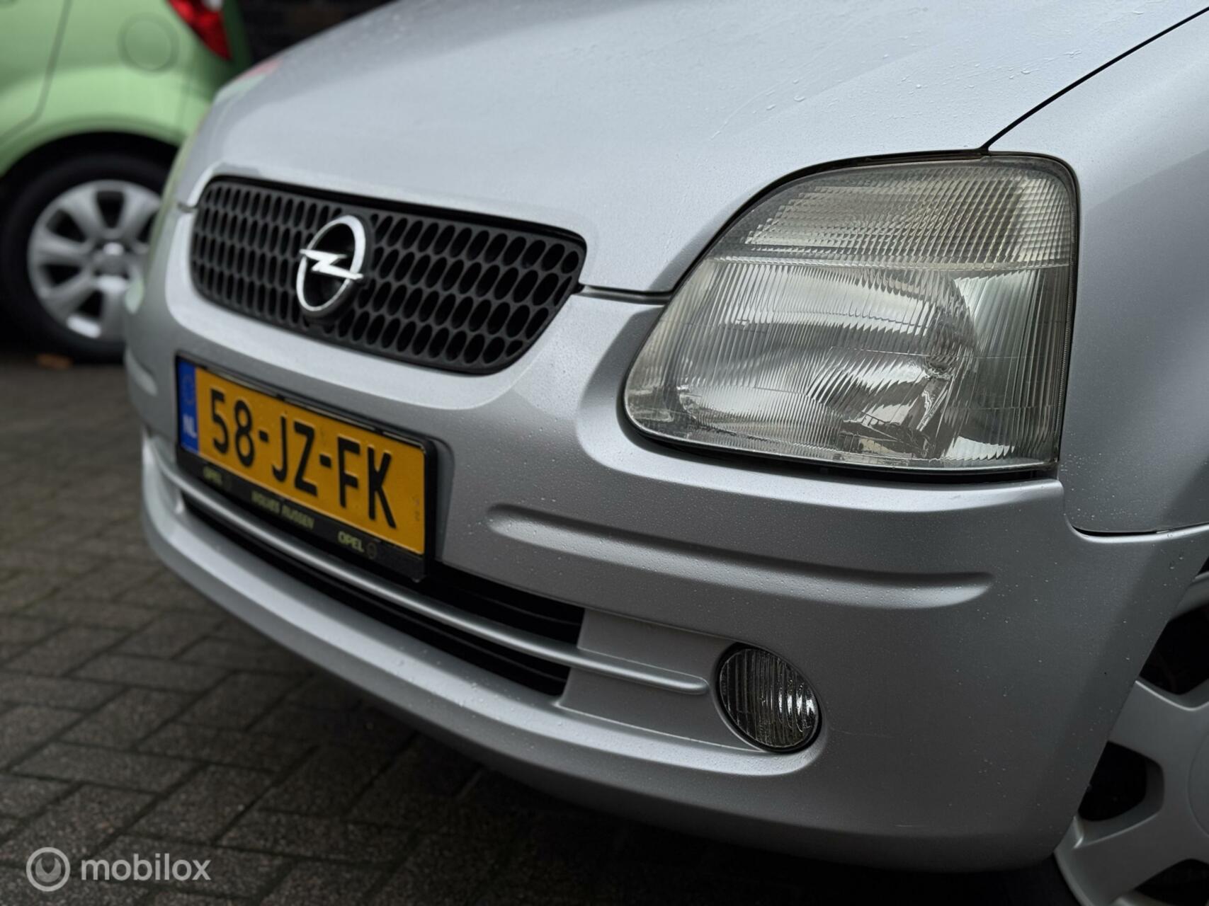 Foto van Opel Agila