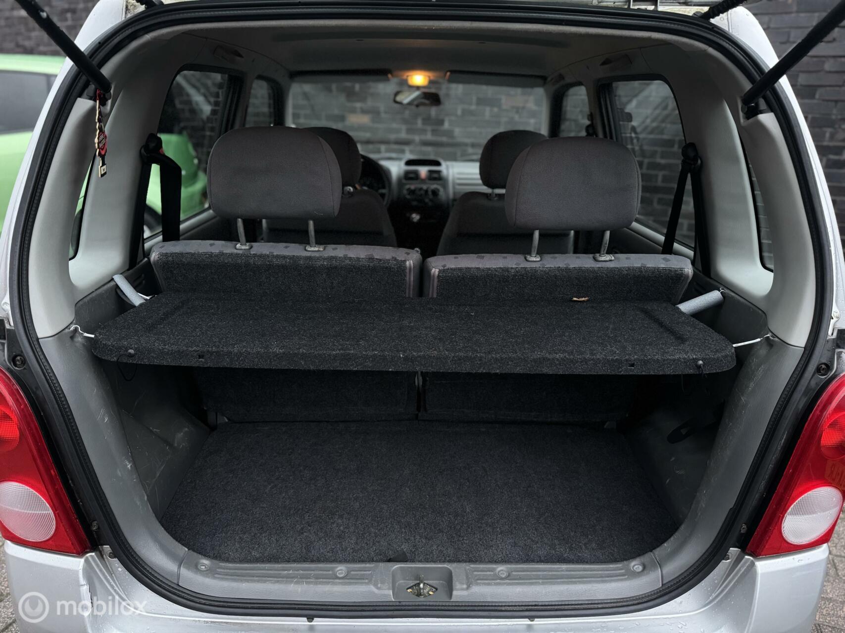 Foto van Opel Agila