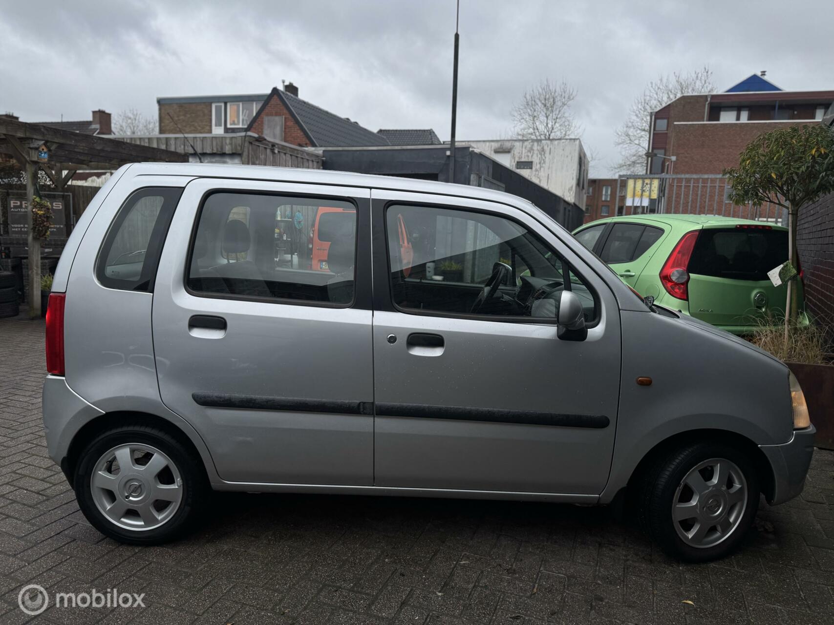 Foto van Opel Agila
