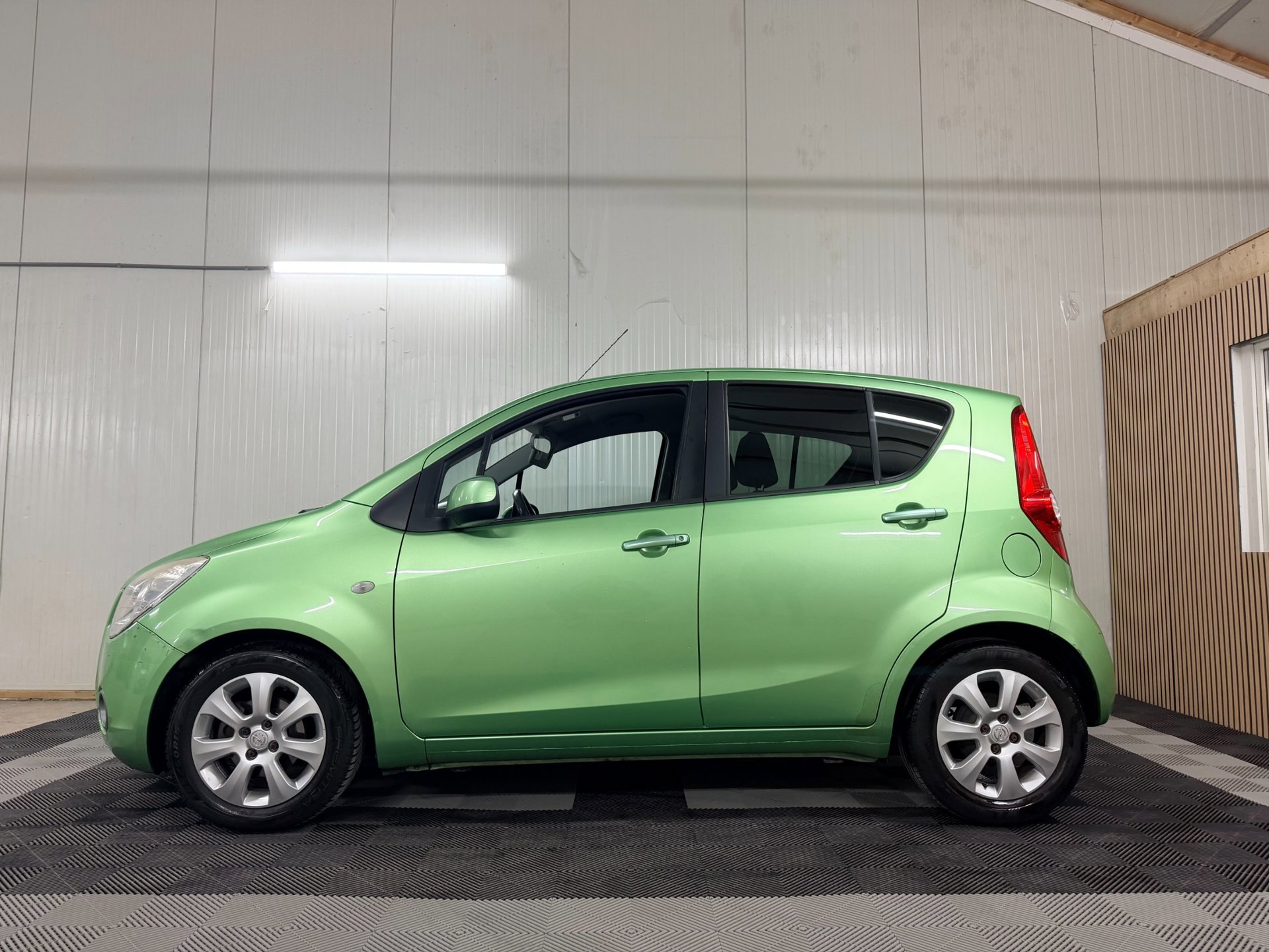 Foto van Opel Agila