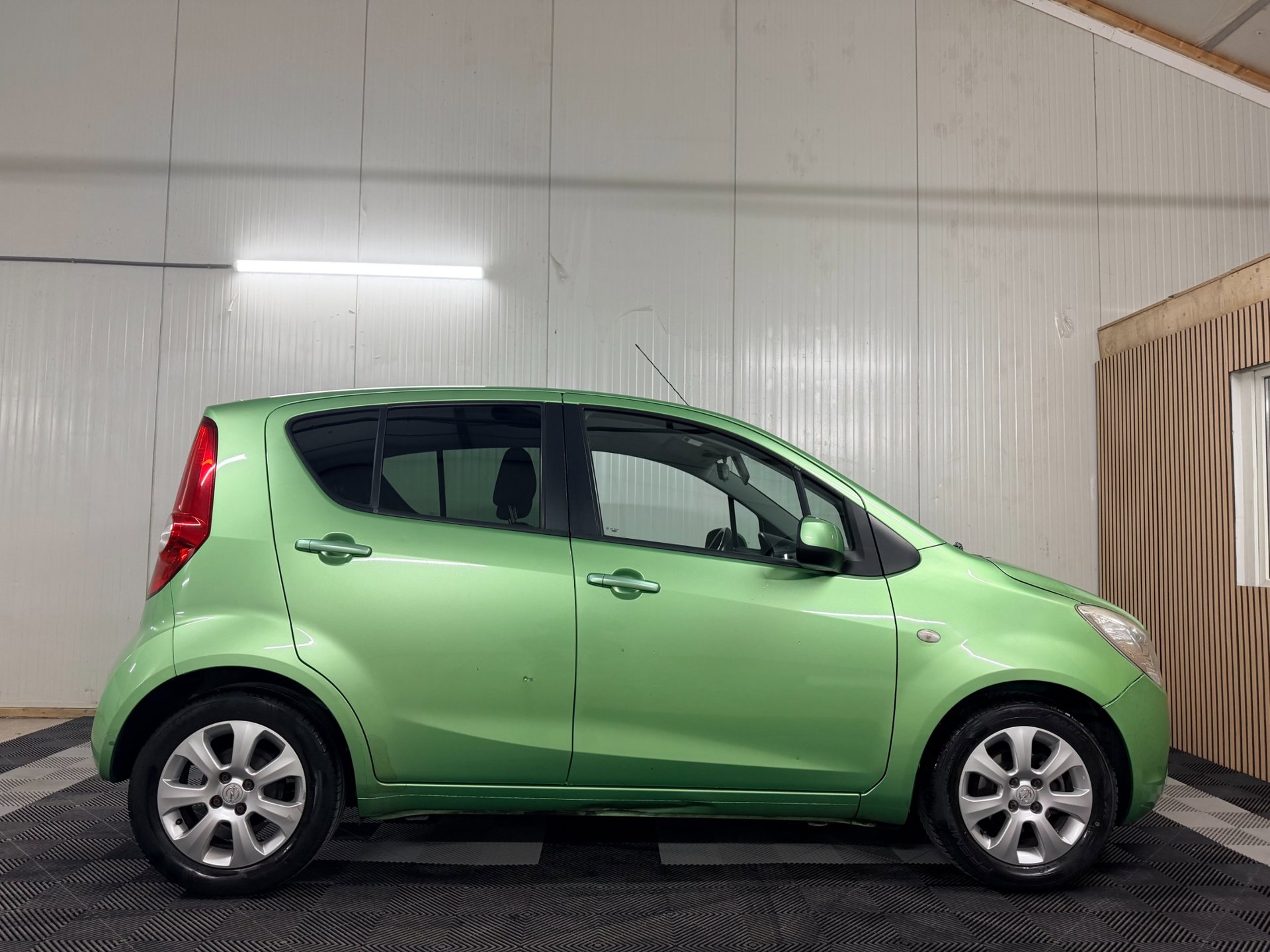 Foto van Opel Agila