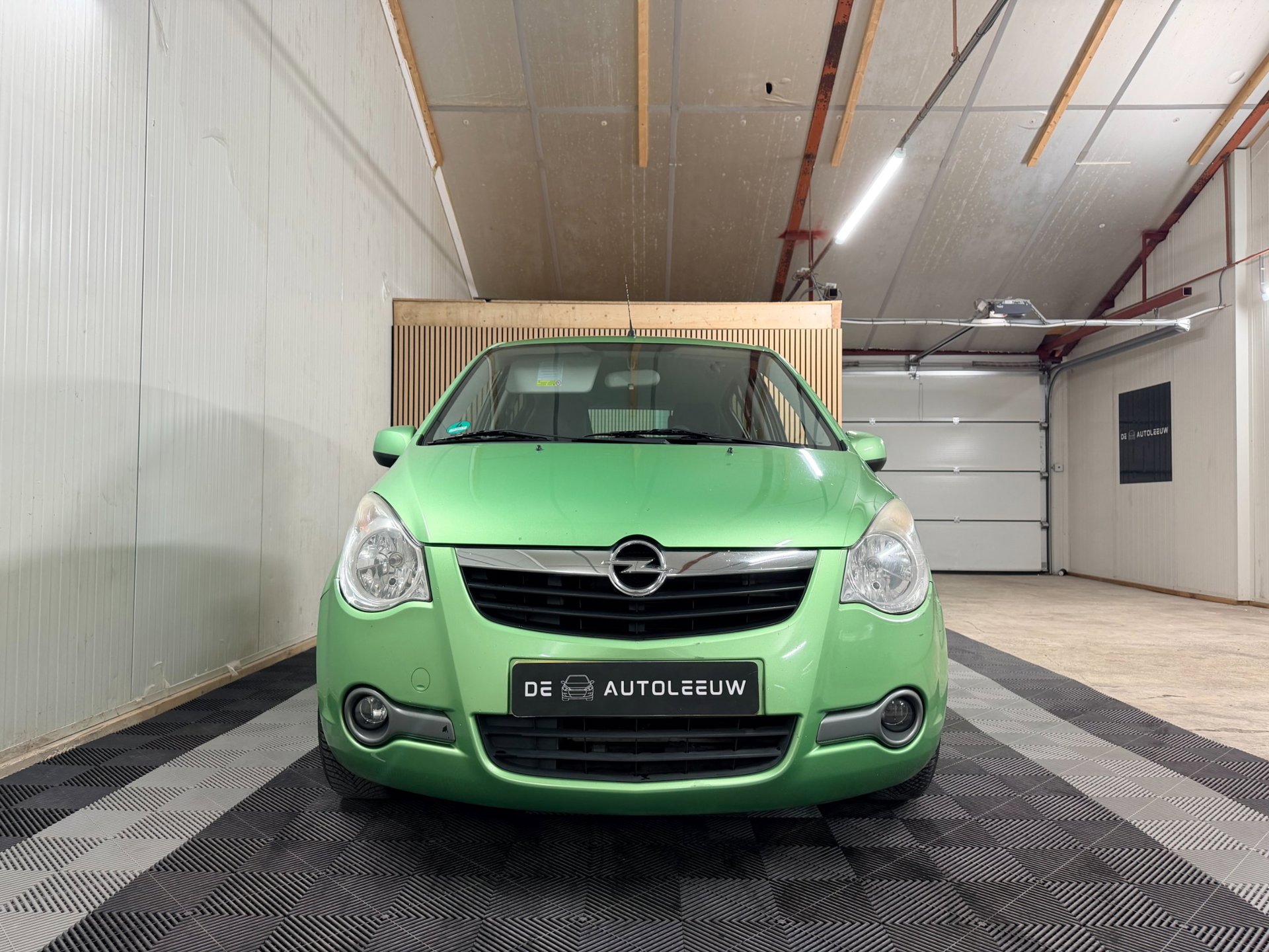 Foto van Opel Agila