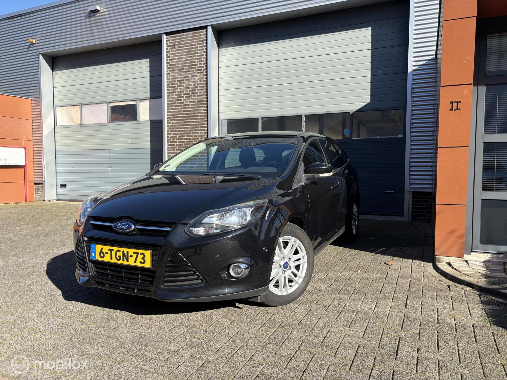 Foto van FORD FOCUS