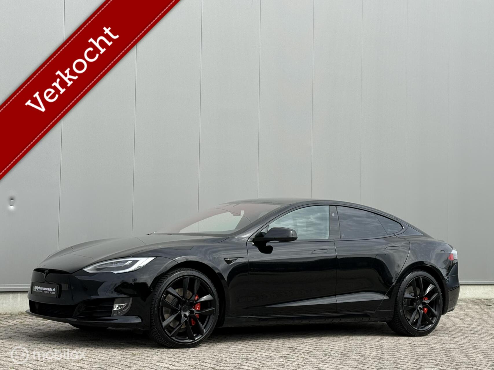 Foto van TESLA MODEL S