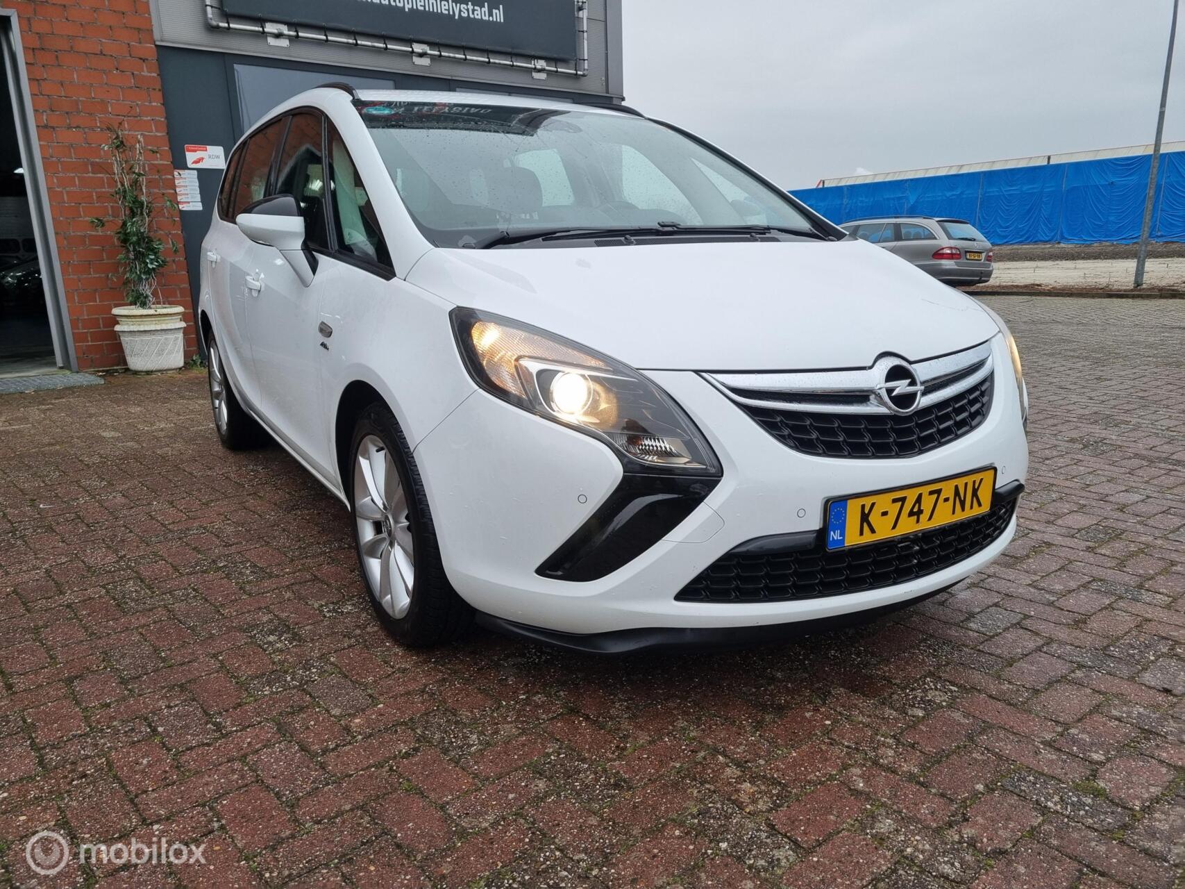 Foto van OPEL ZAFIRA TOURER