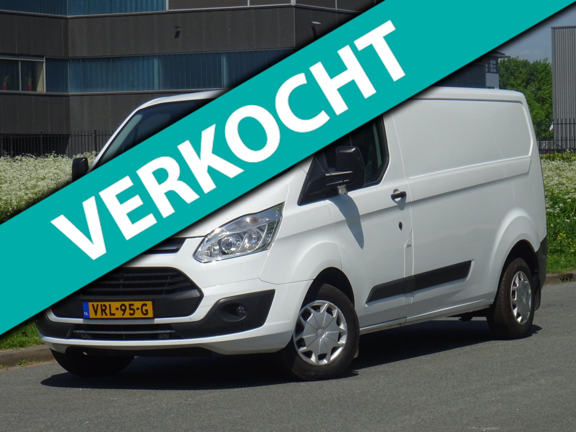 Ford Transit Custom 310 2.0 TDCI L2H2 3-ZITS 95DKM/AIRCO/PDC 2017 - voorkant