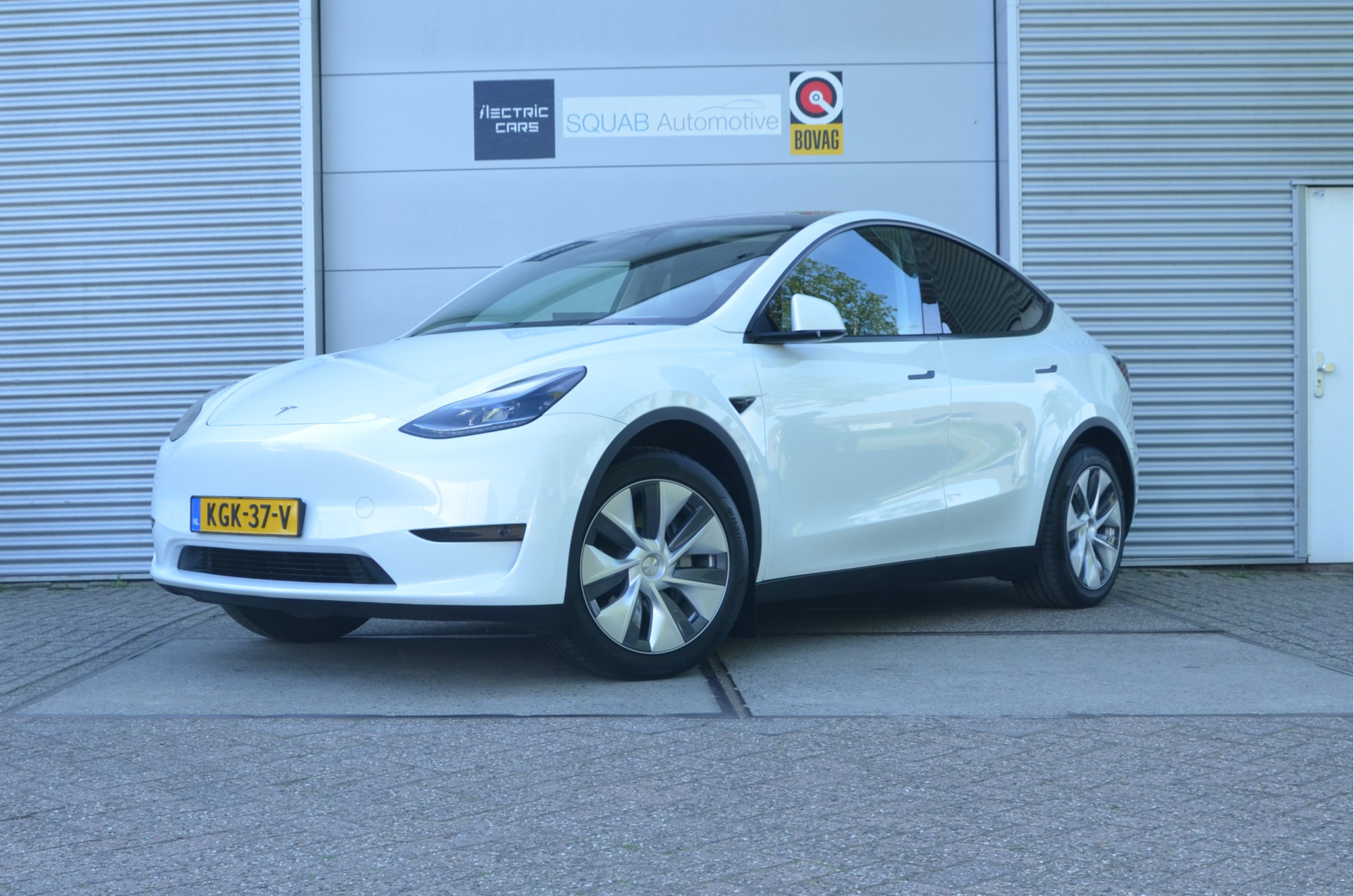 Tesla Model Y Long Range RWD 75 kWh 2024 - voorkant