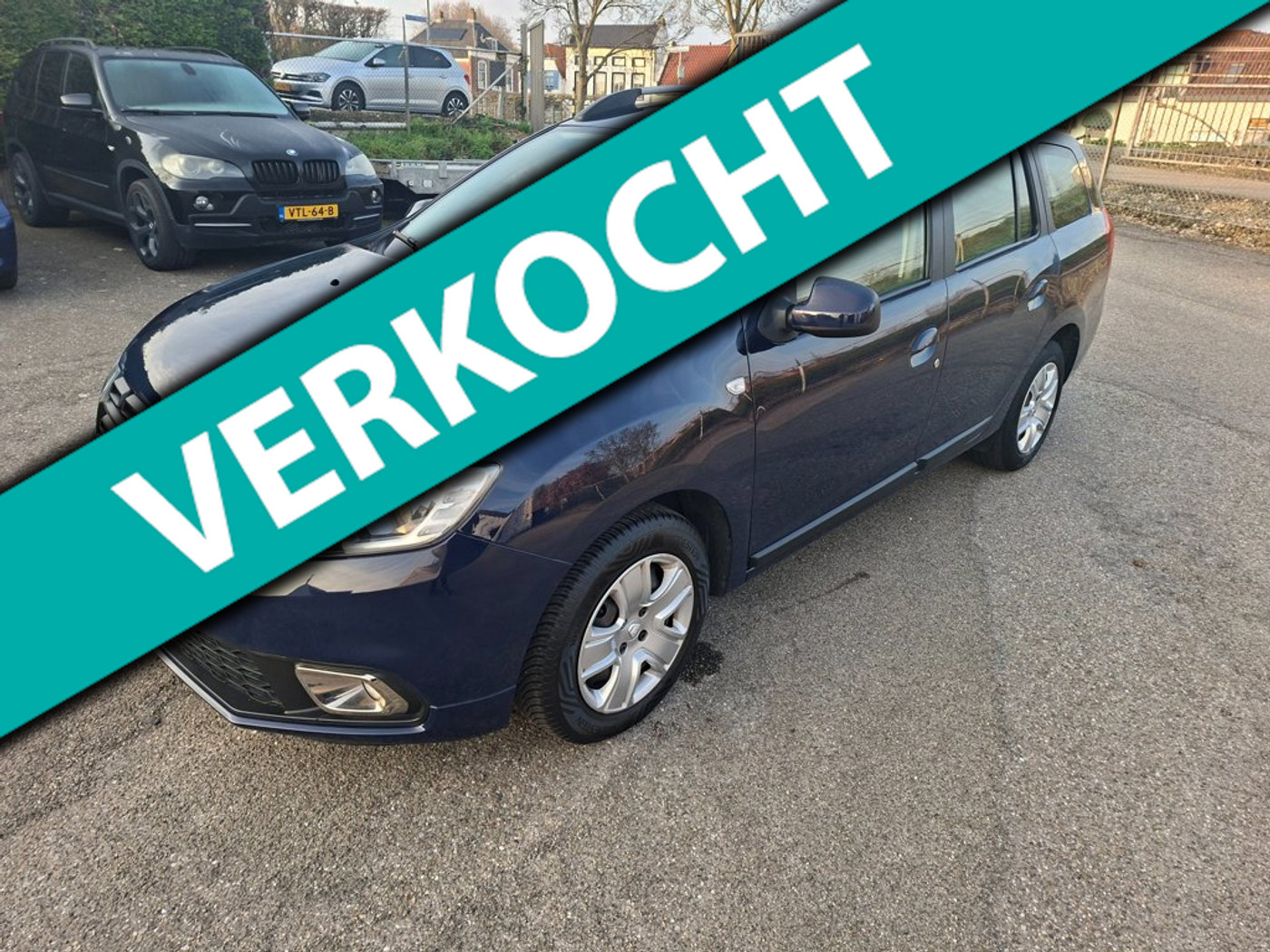 Dacia Logan 0.9 TCe trekhaak/cruise/navi/pdc/camera 2018 - voorkant