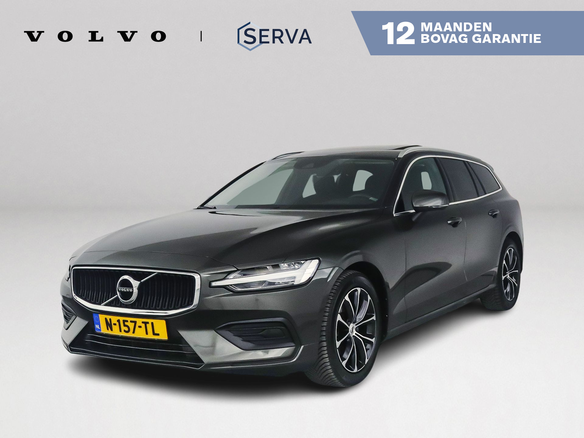 Volvo V60 B3 Momentum Business | Panoramadak | Parkeercamera | Stoel- en Stuurverwarming | Trekhaak 2022 - voorkant