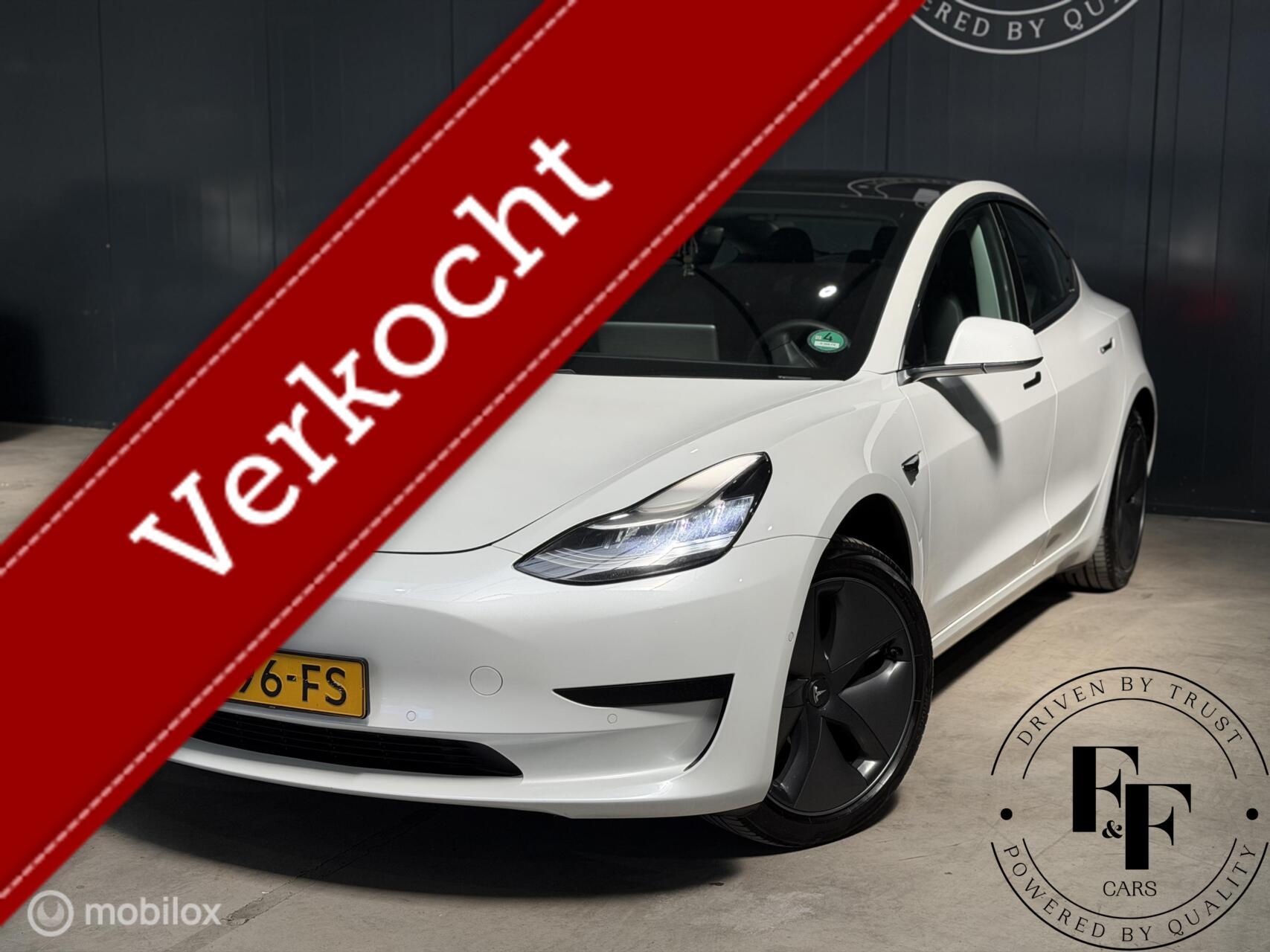 Foto van TESLA MODEL 3