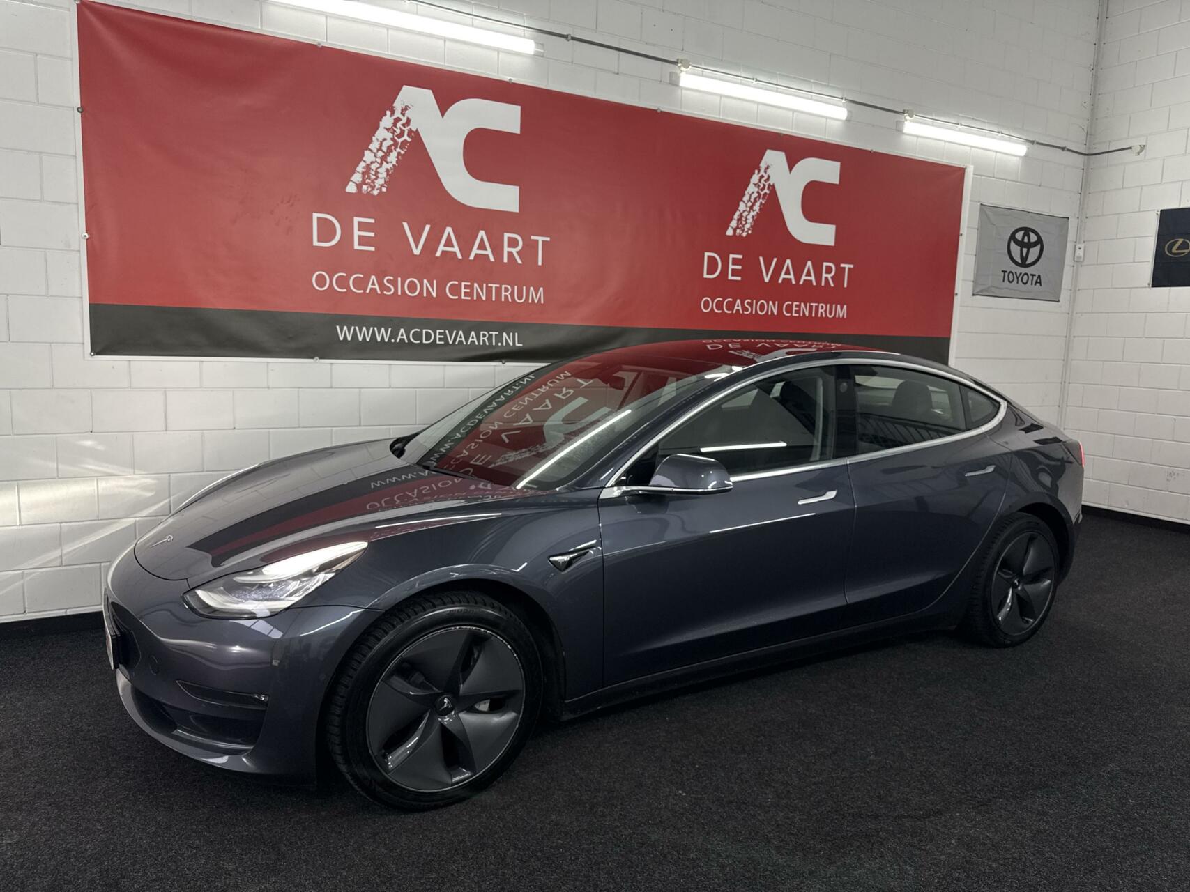 Tesla Model 3 Long Range AWD 75 kWh - VERKOCHT! 2019 - voorkant