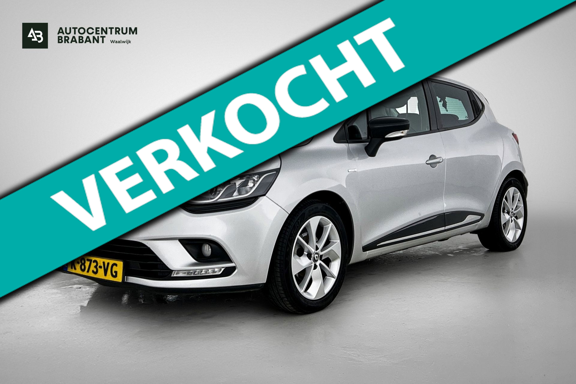 Renault Clio 1.2 16V (Goed OndeH, Navi, Airco, Cruise Con, Bluetooth, Multimedia, Etc) 2018 - voorkant