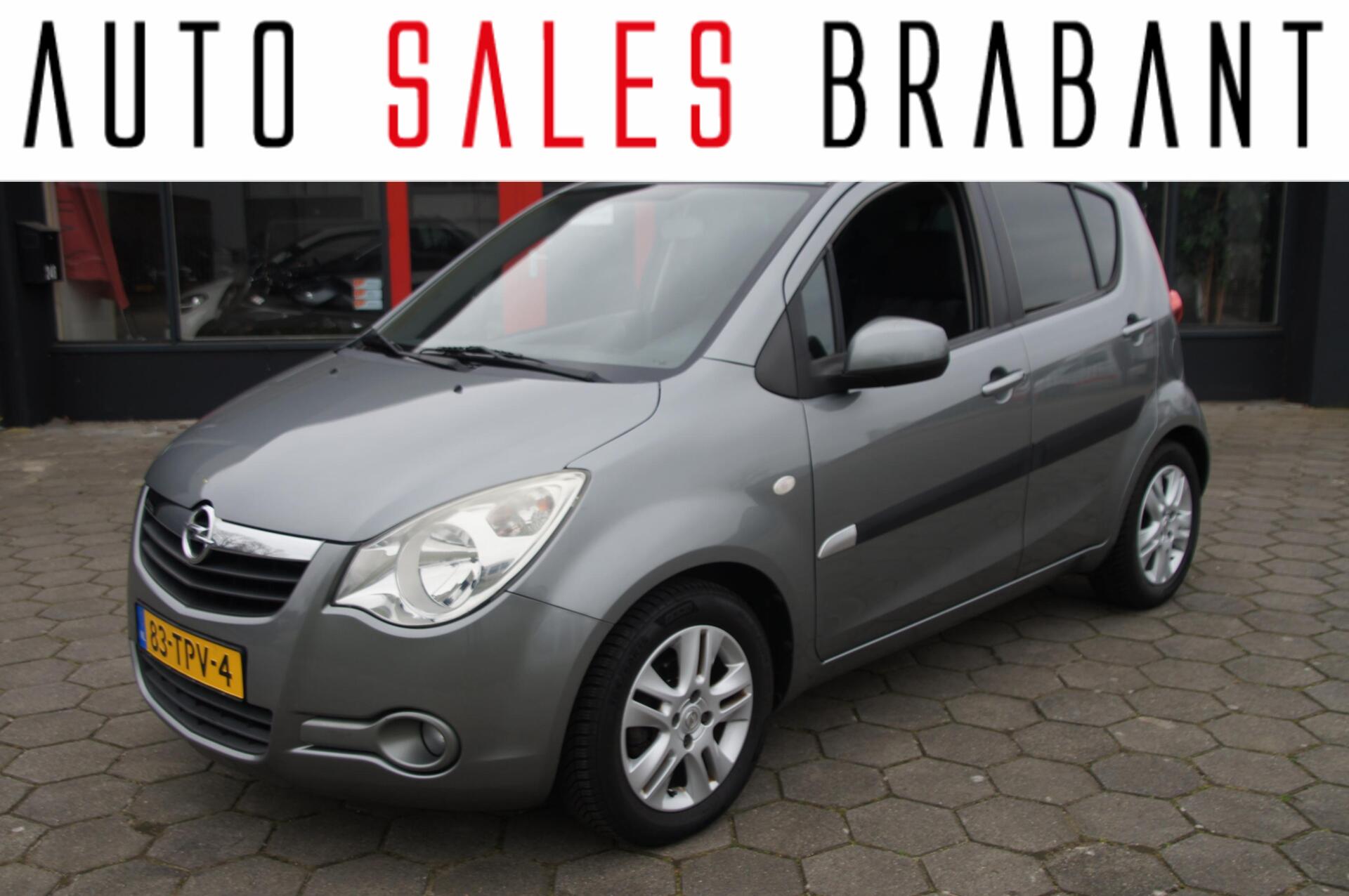 Opel Agila 1.2 Edition 2012 - voorkant