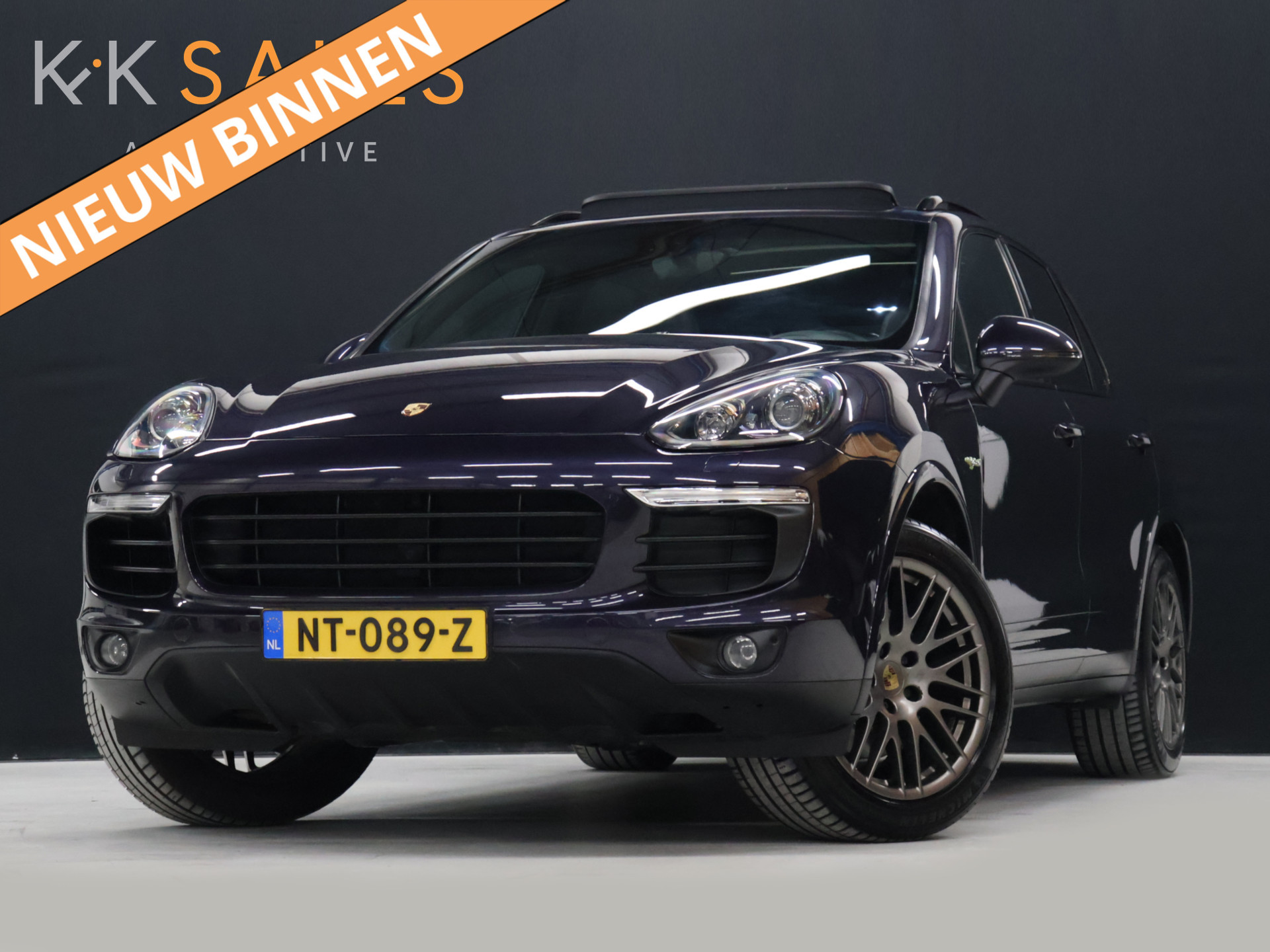 Foto van PORSCHE CAYENNE S E-HYBRID