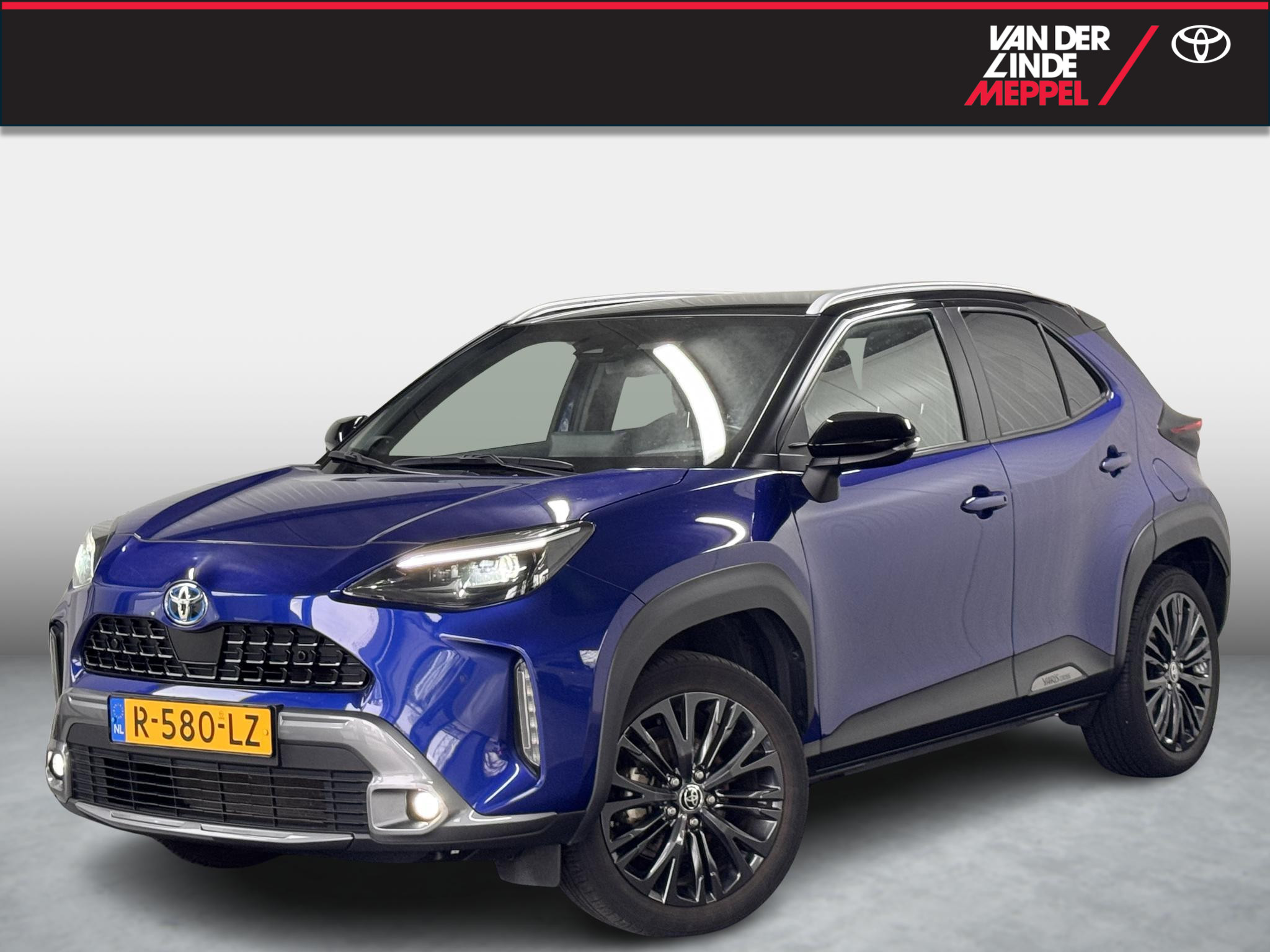 Toyota Toyota Yaris Cross 1.5 Hybrid Adventure NL Trekhaak Panodak Camera 2022 - voorkant