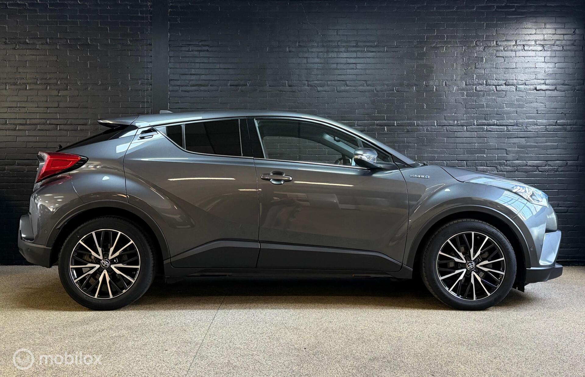 Foto van Toyota Toyota C-hr