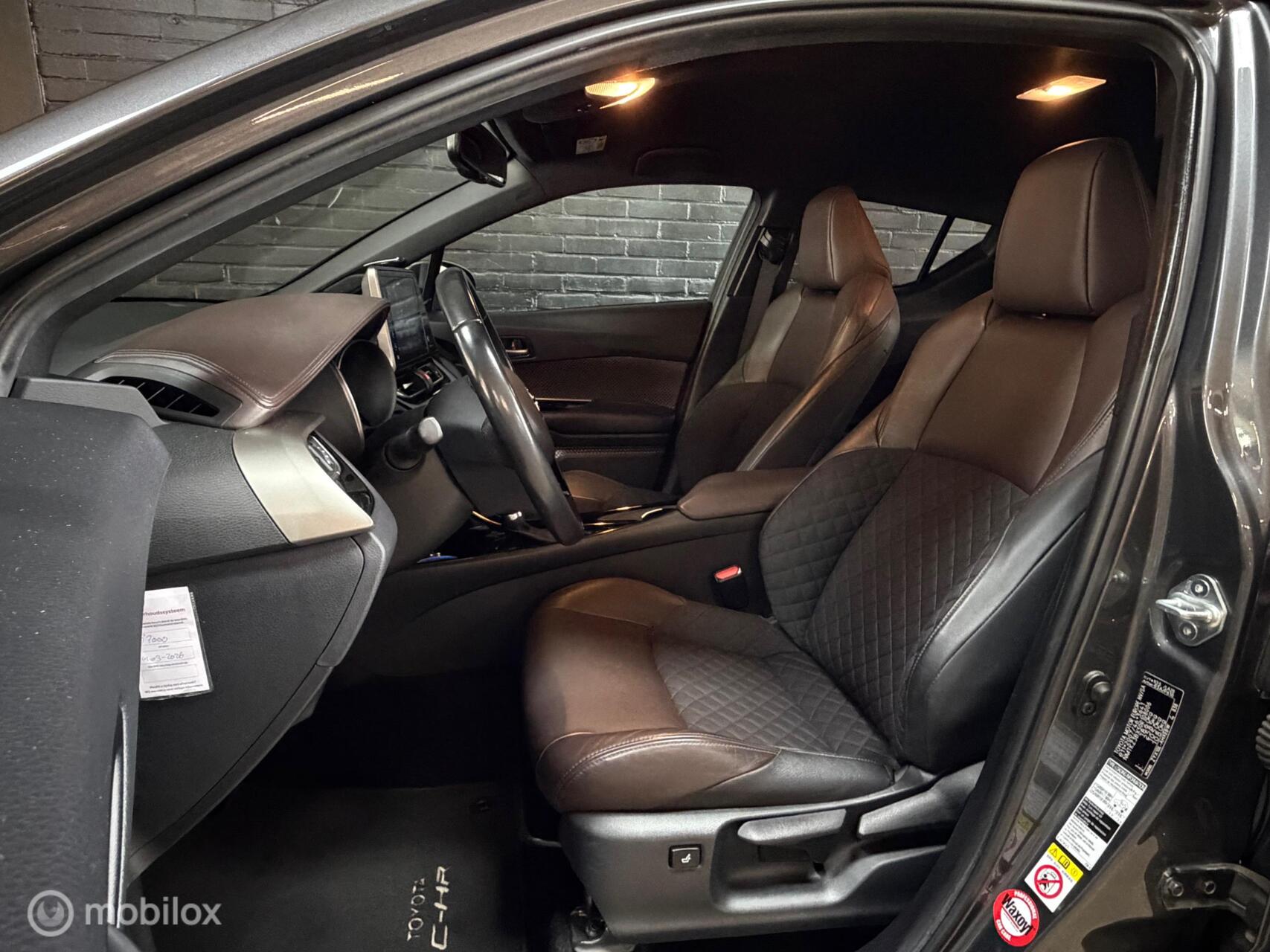 Foto van Toyota Toyota C-hr