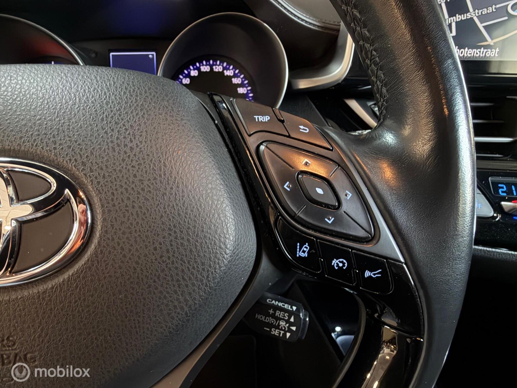 Foto van Toyota Toyota C-hr