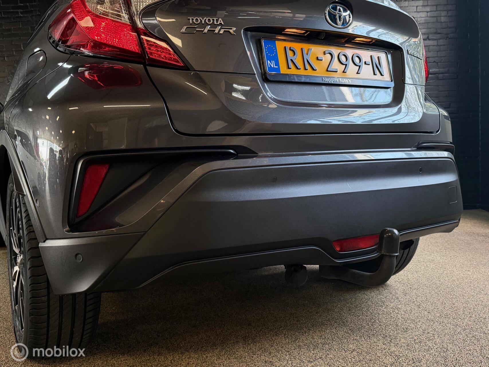 Foto van Toyota Toyota C-hr