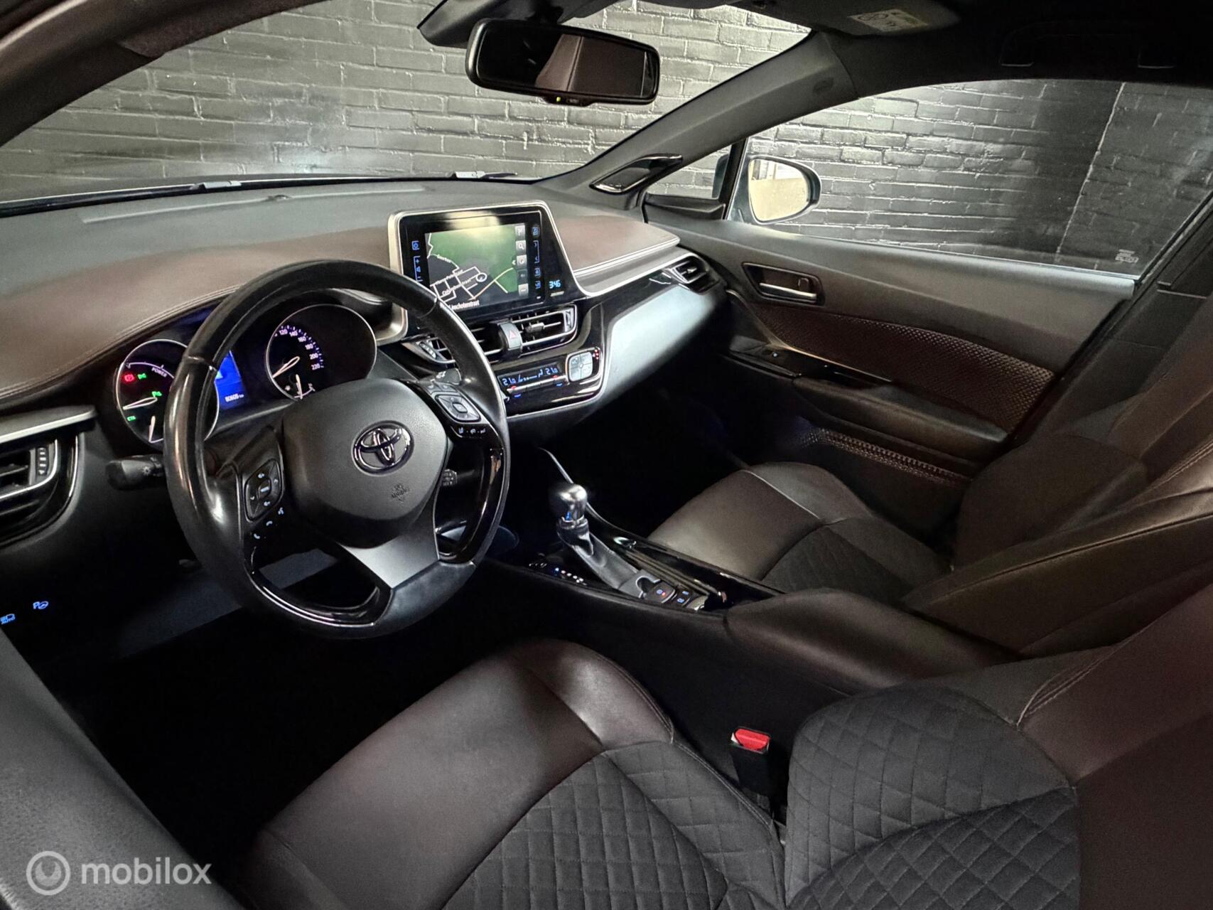 Foto van Toyota Toyota C-hr