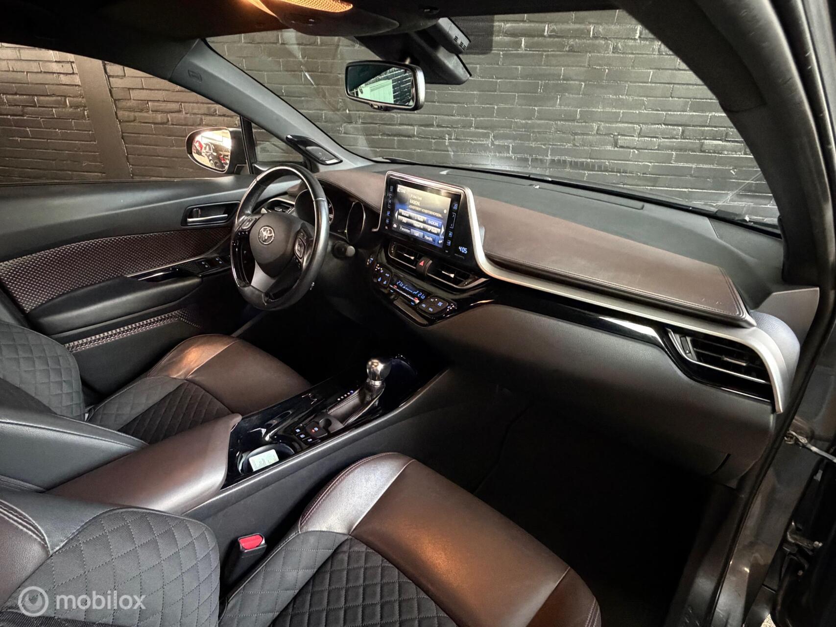 Foto van Toyota Toyota C-hr